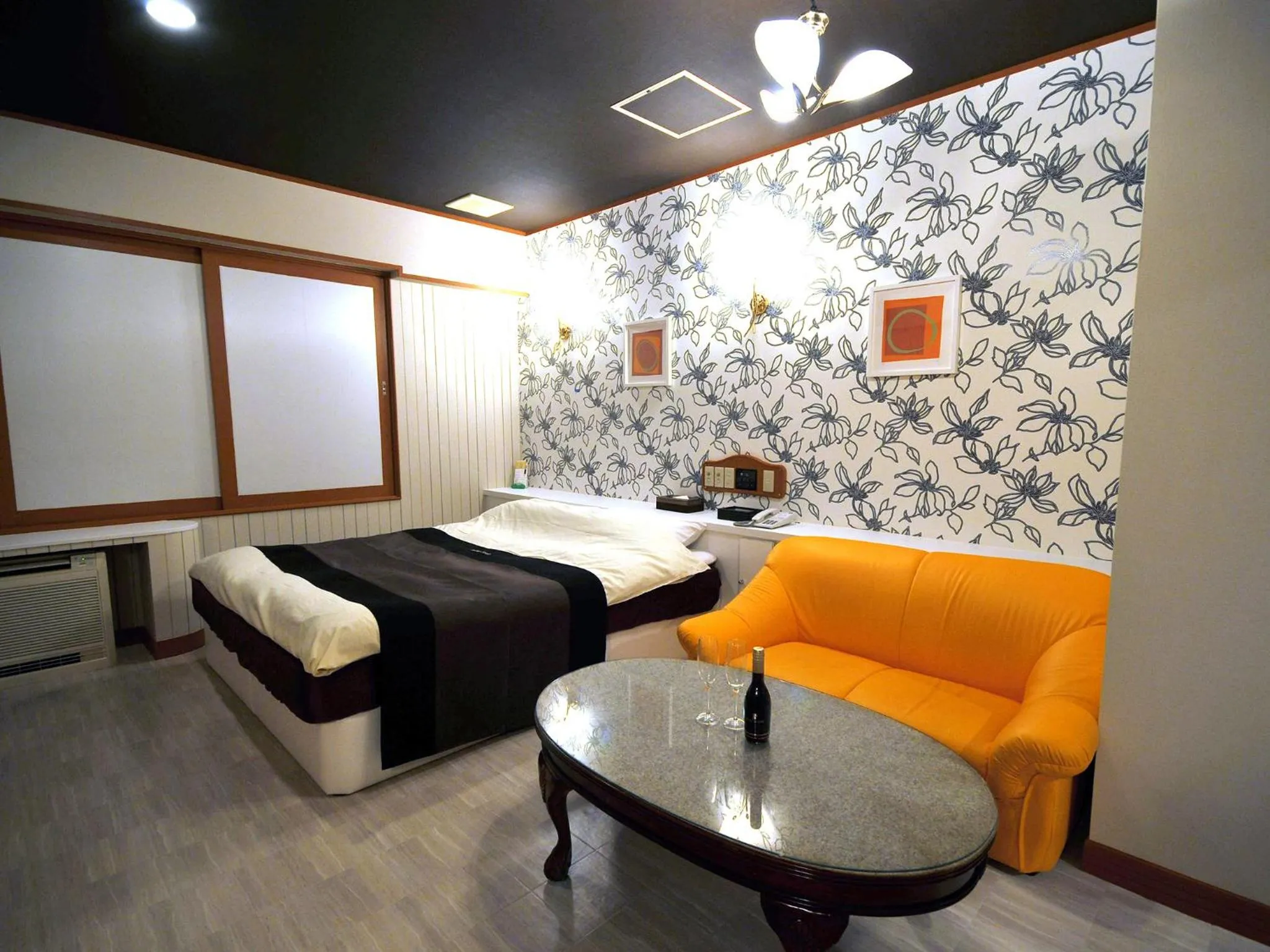 Photo of the whole room, Bed in Restay Tokushima Aine (Adult Only)