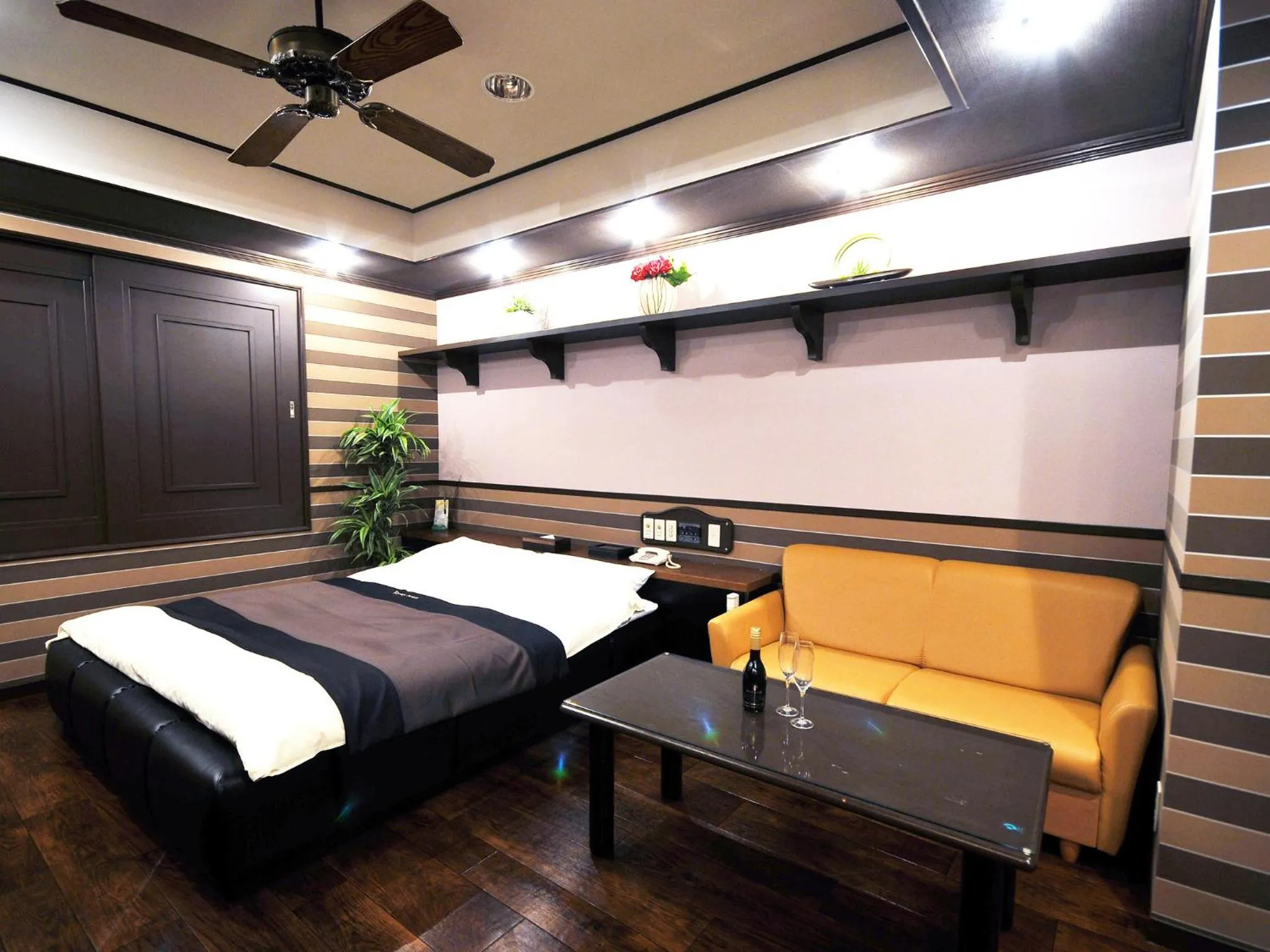 Photo of the whole room, Bed in Restay Tokushima Aine (Adult Only)