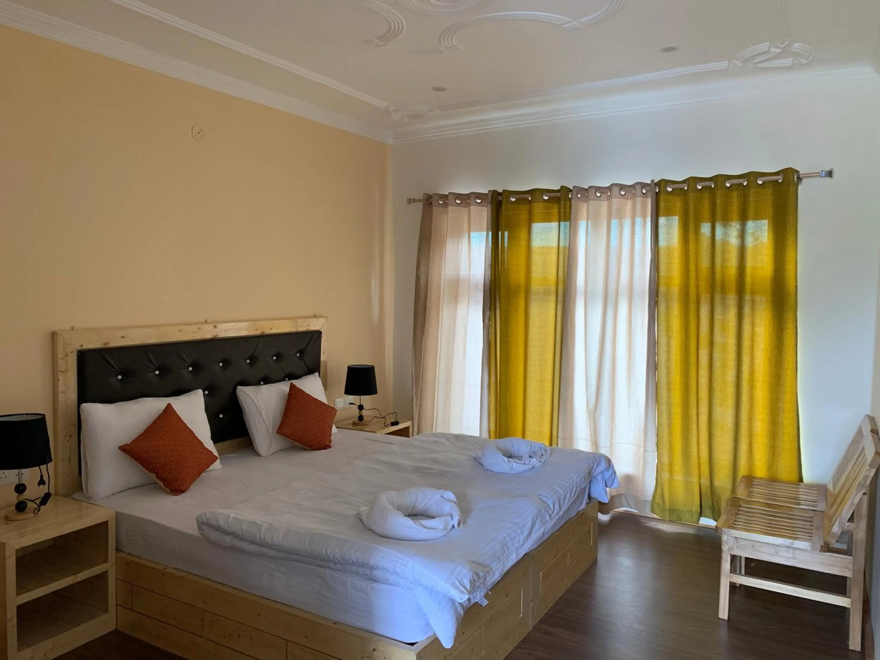 Double Room with Private Bathroom - single occupancy in Gyaslang Guesthouse