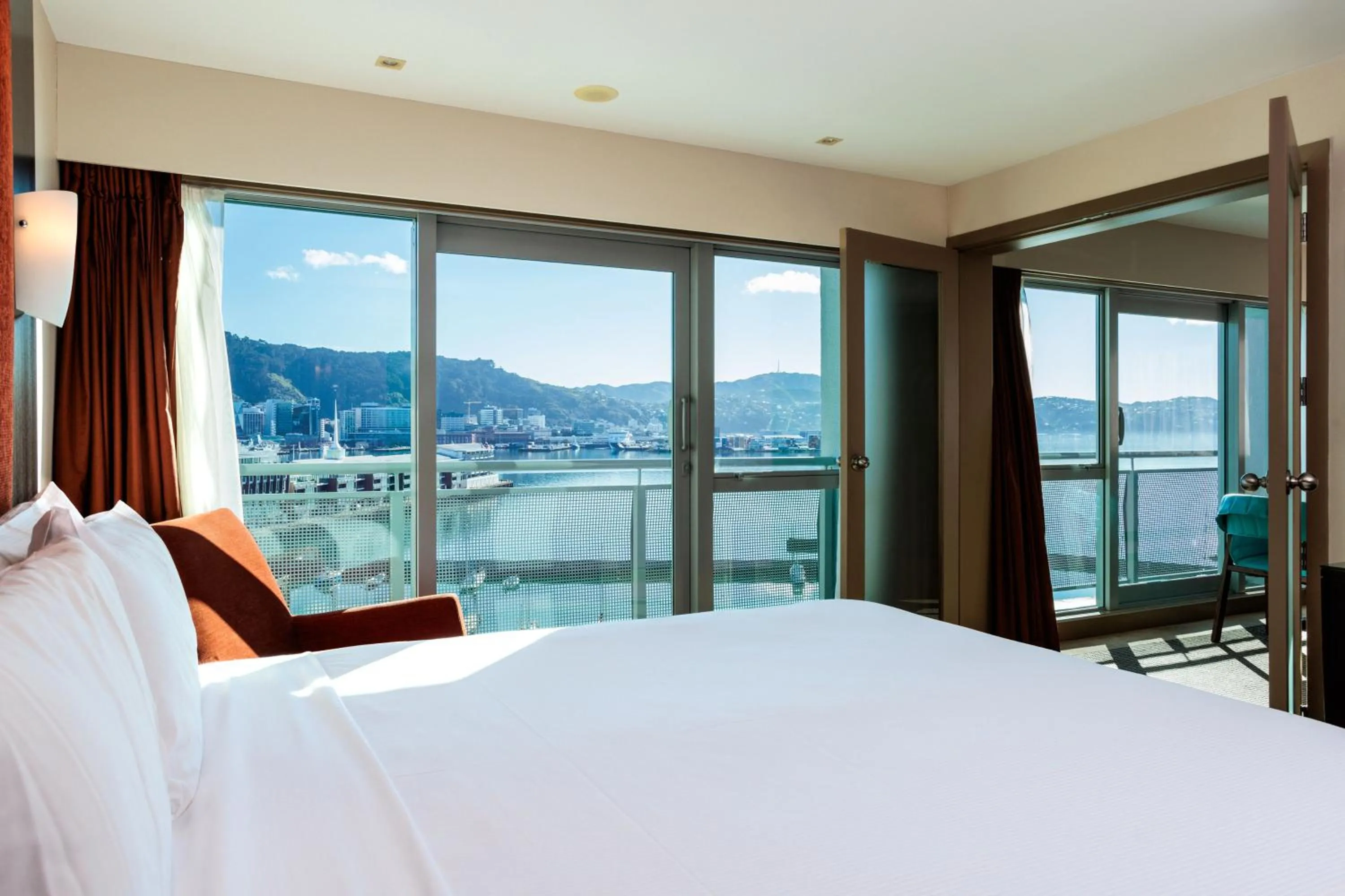 Bed in Copthorne Hotel Wellington, Oriental Bay