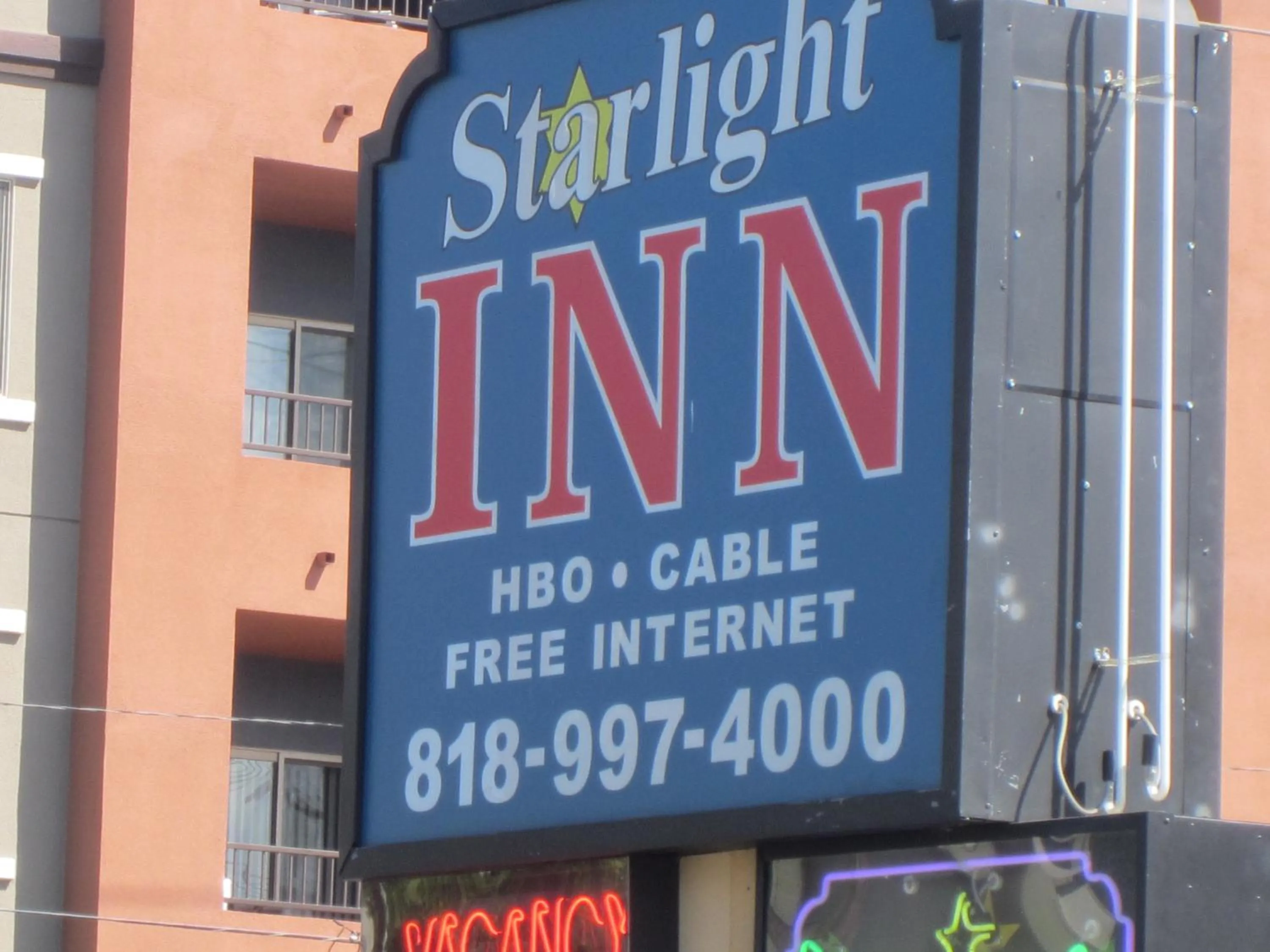 Property logo or sign in Starlight Inn Van Nuys
