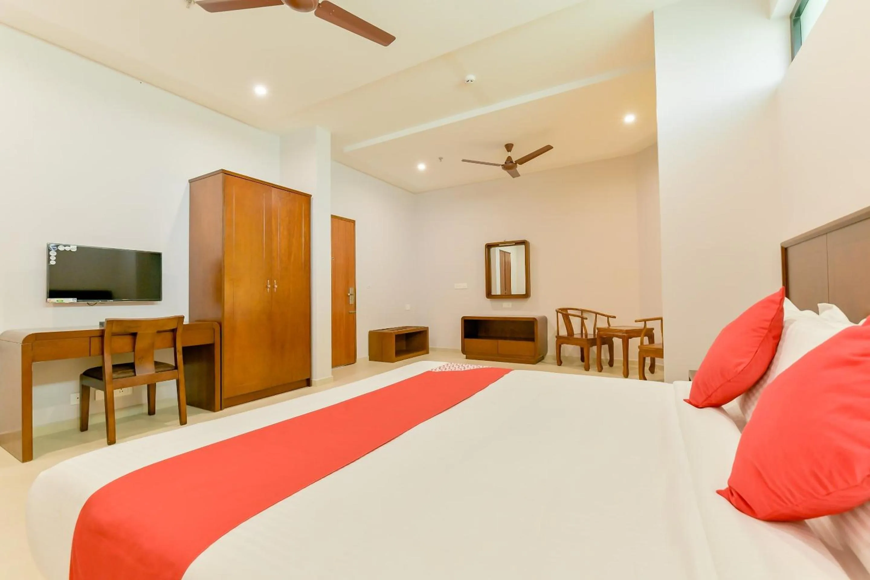 Bedroom, Bed in Super Townhouse Edassery Blue Bells