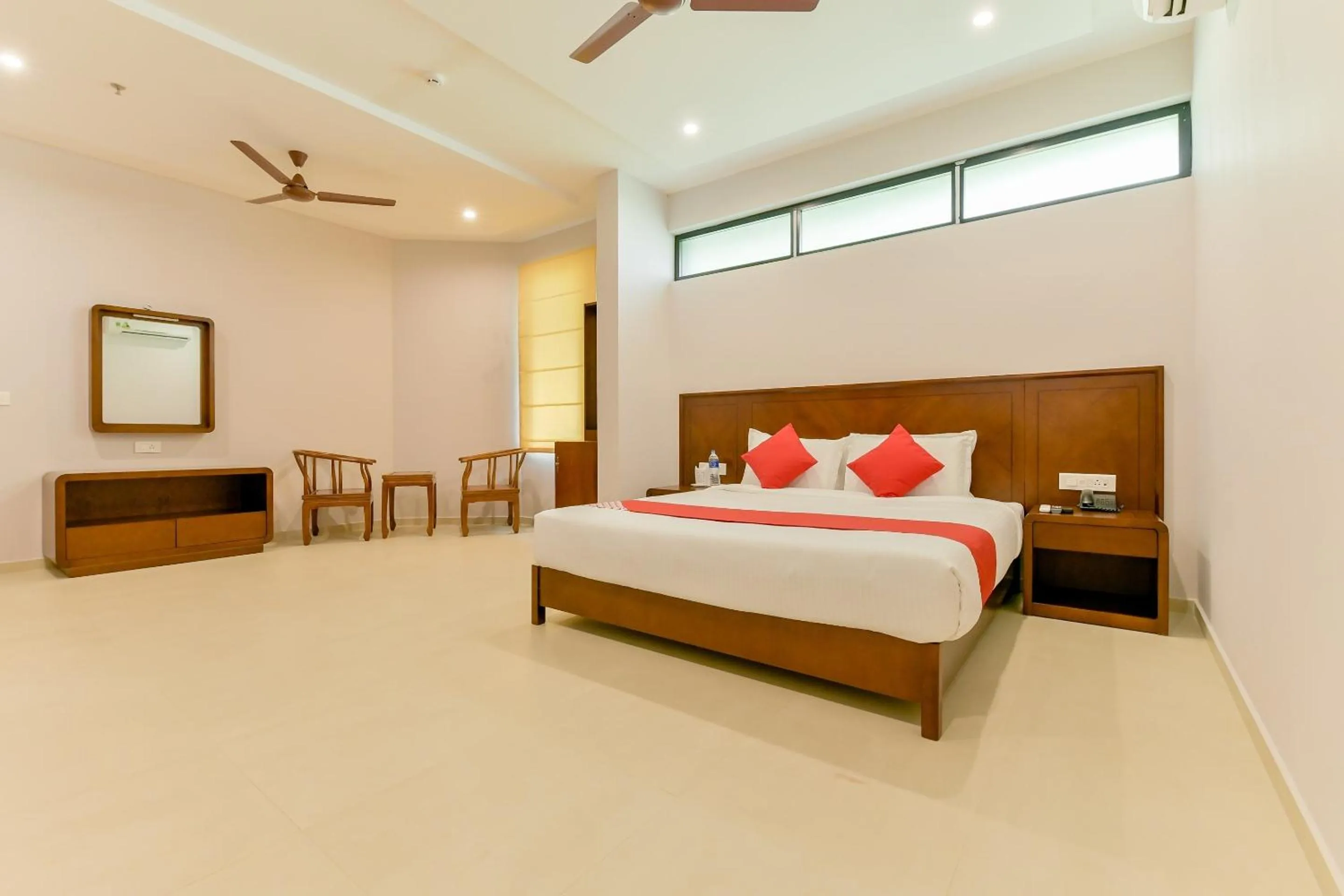 Bedroom, Bed in Super Townhouse Edassery Blue Bells