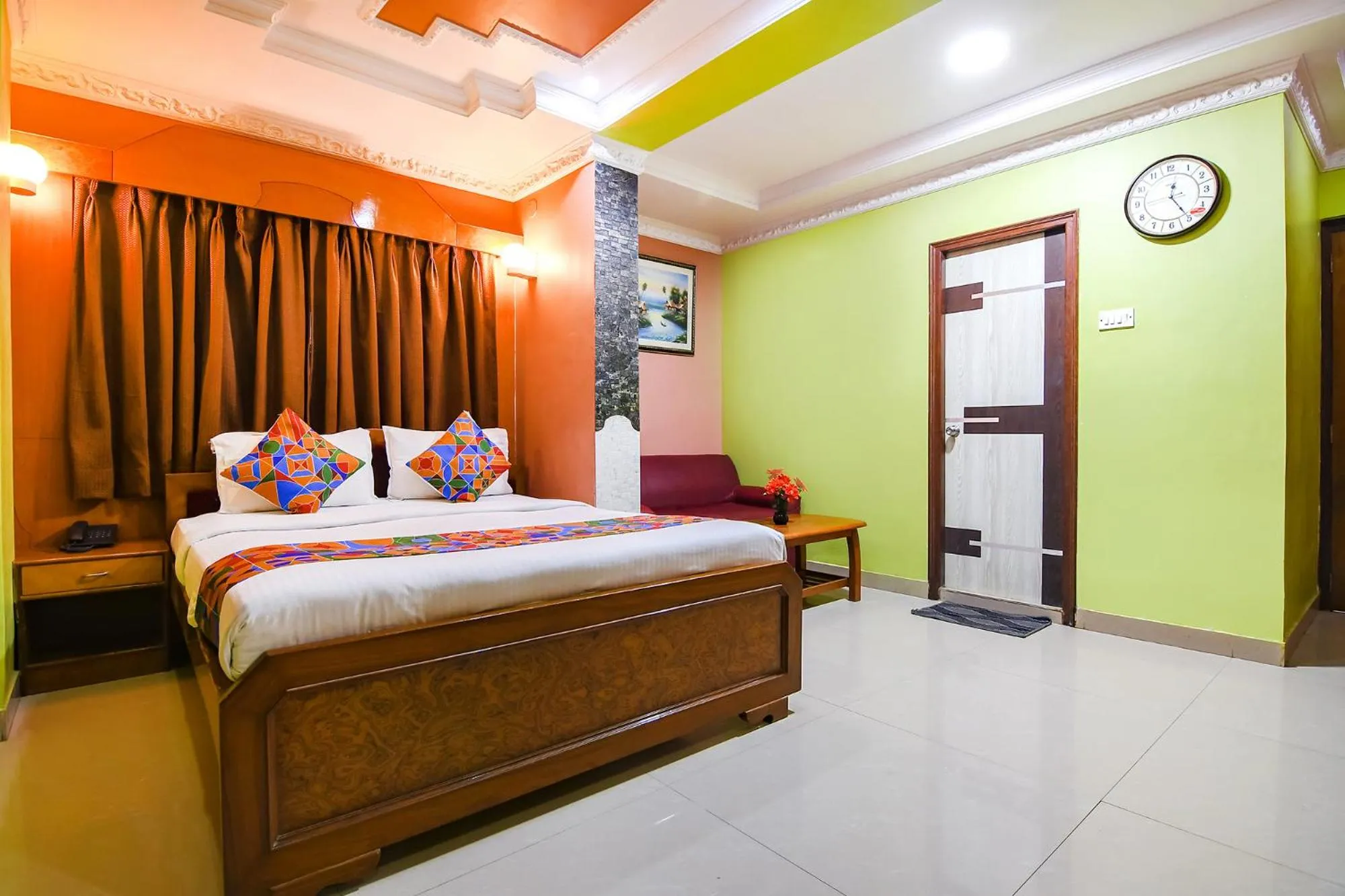 Bed in FabHotel Wild Orchid - 800m from Medica Superspecialty Hospital