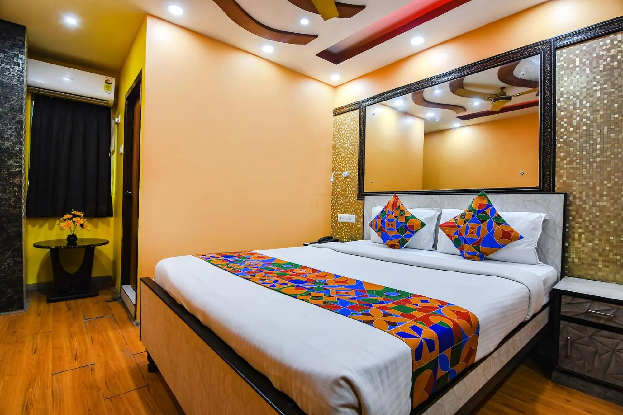 Bed in FabHotel Wild Orchid - 800m from Medica Superspecialty Hospital