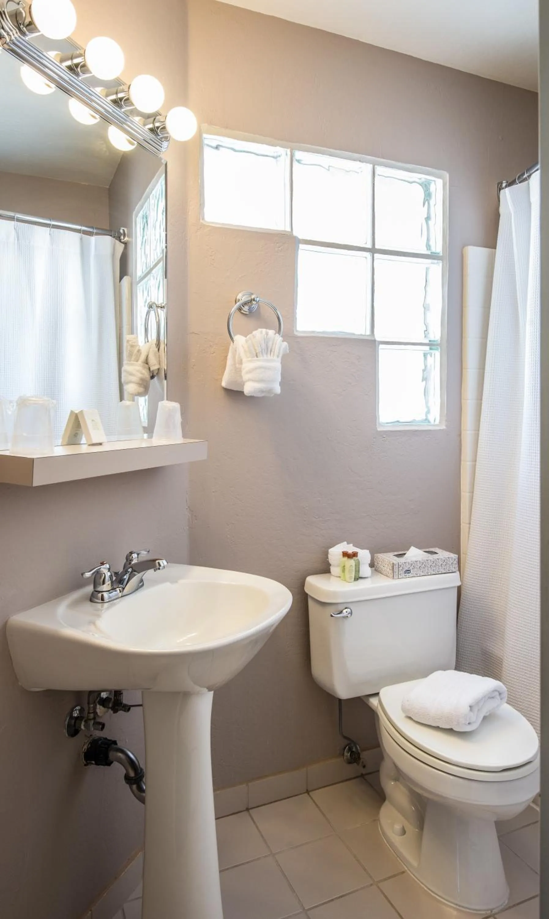 Bathroom in Villas of Cave Creek