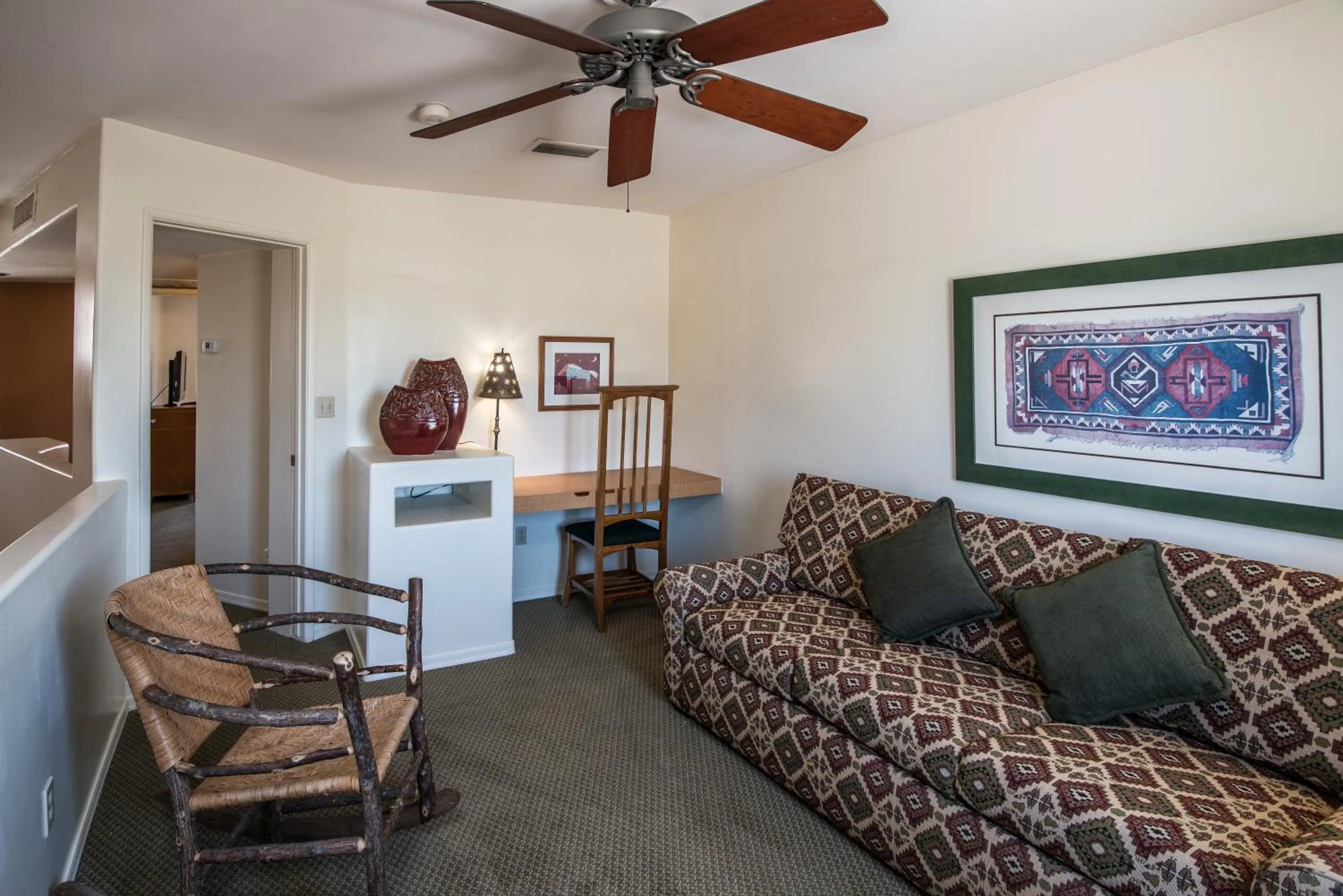 Seating area in Villas of Cave Creek