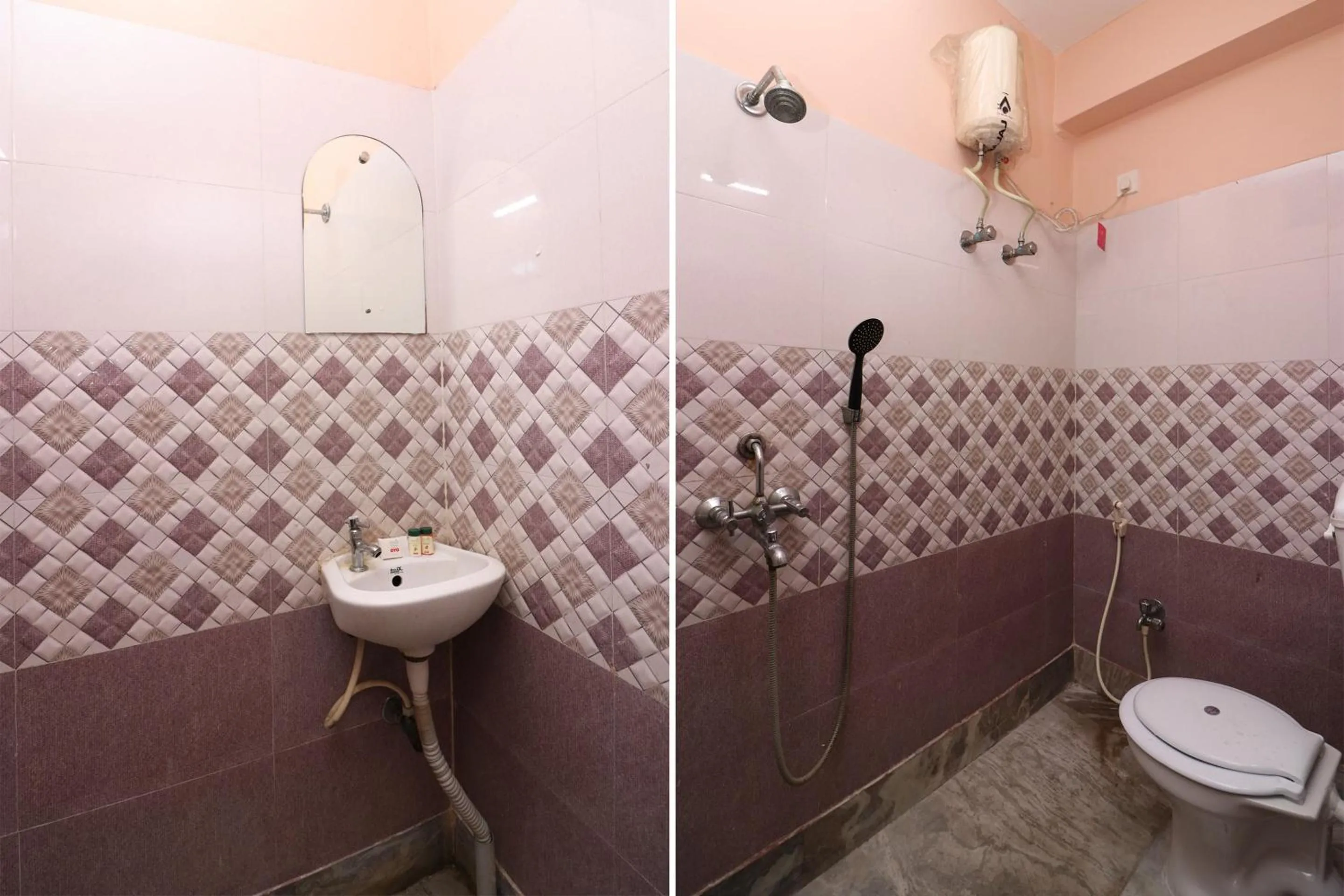 Bathroom in Xpress Inn