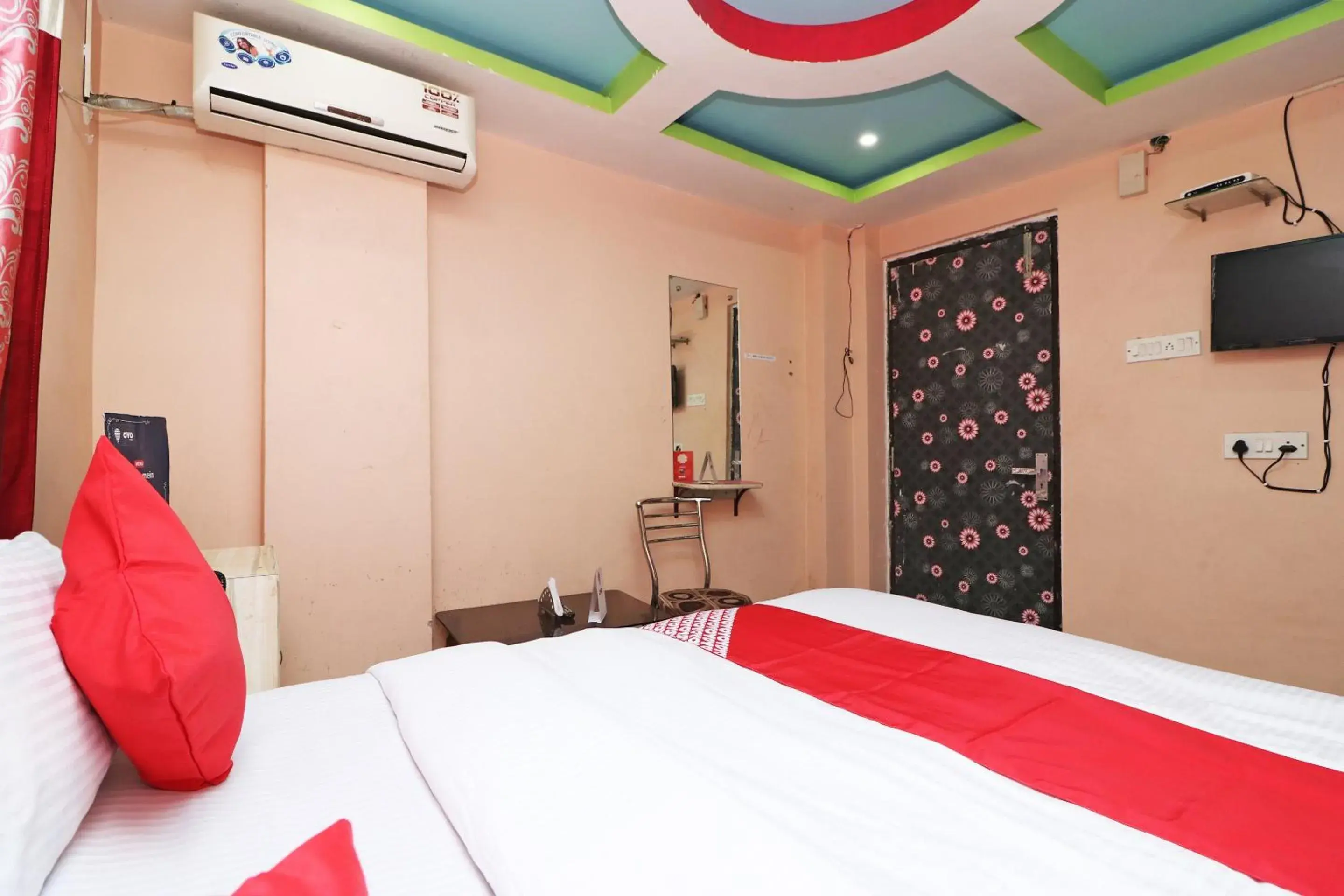 Bedroom, Bed in Xpress Inn Bedroom, Bed in Xpress Inn