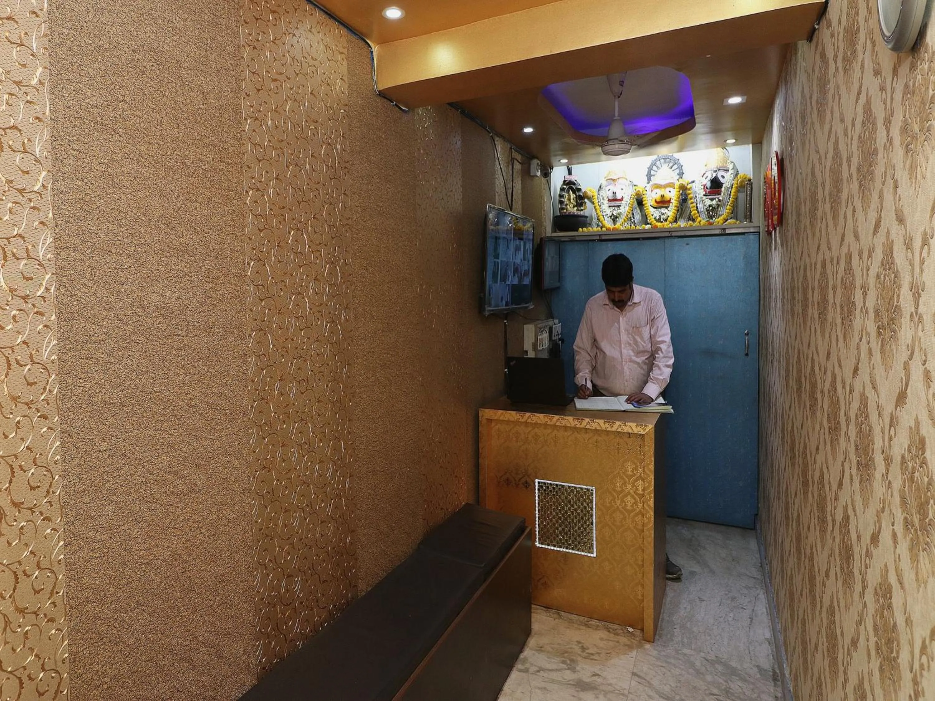 Lobby or reception in OYO 18490 Hotel Jagannath International