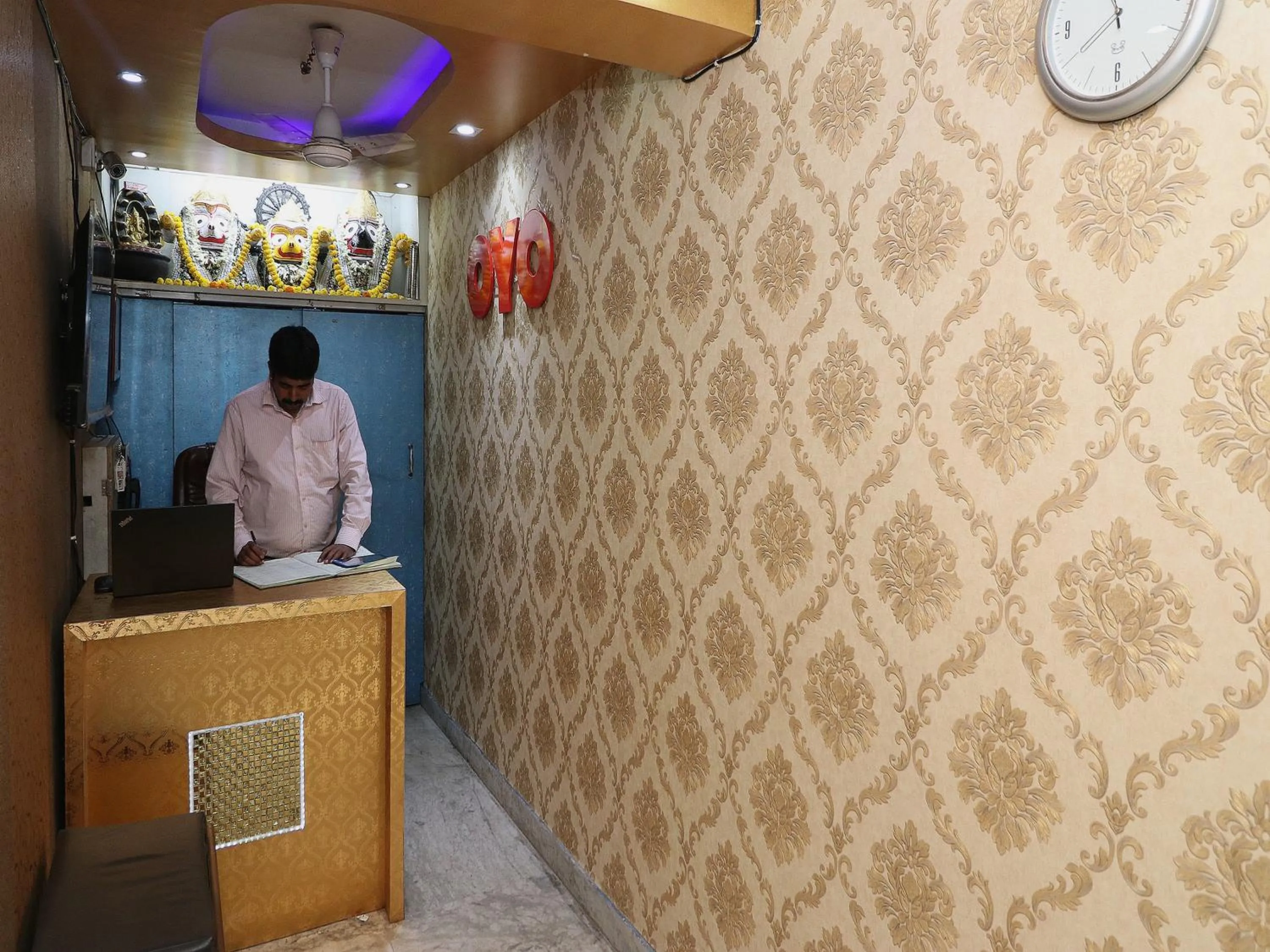 Lobby or reception in OYO 18490 Hotel Jagannath International