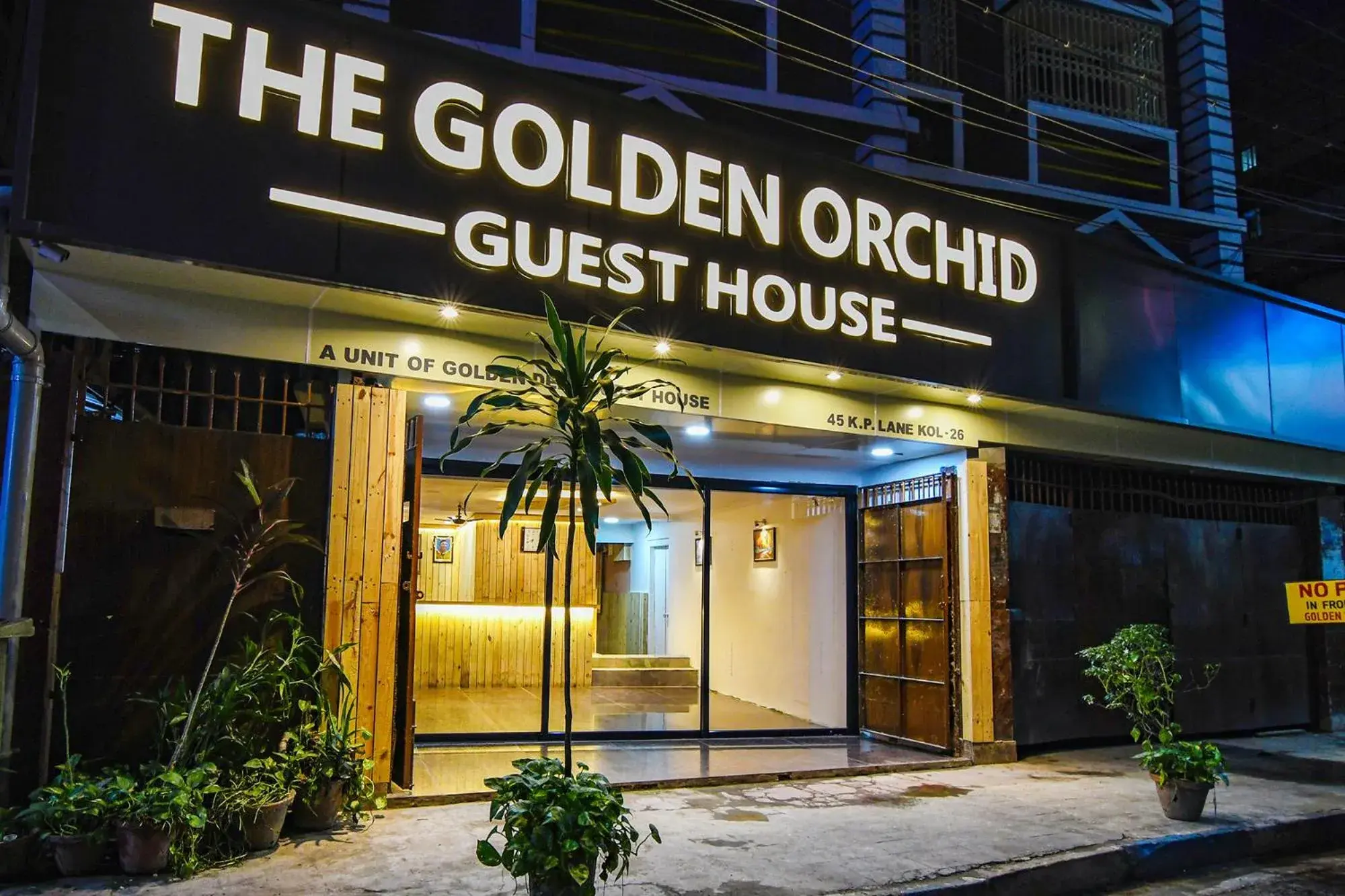 Facade/entrance in FabHotel The Golden Orchid - Hazra Road Facade/entrance in FabHotel The Golden Orchid - Hazra Road