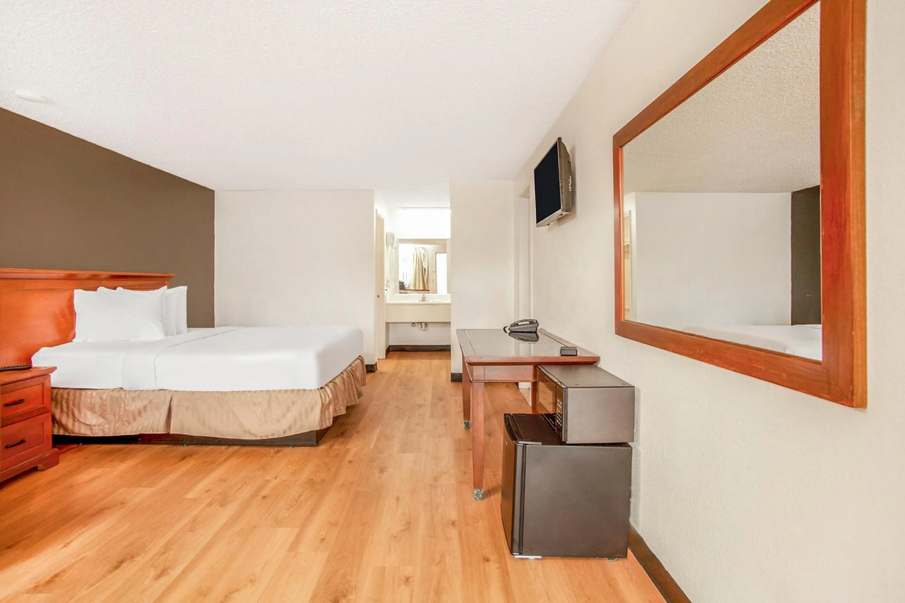 Bedroom in OYO Hotel Centralia