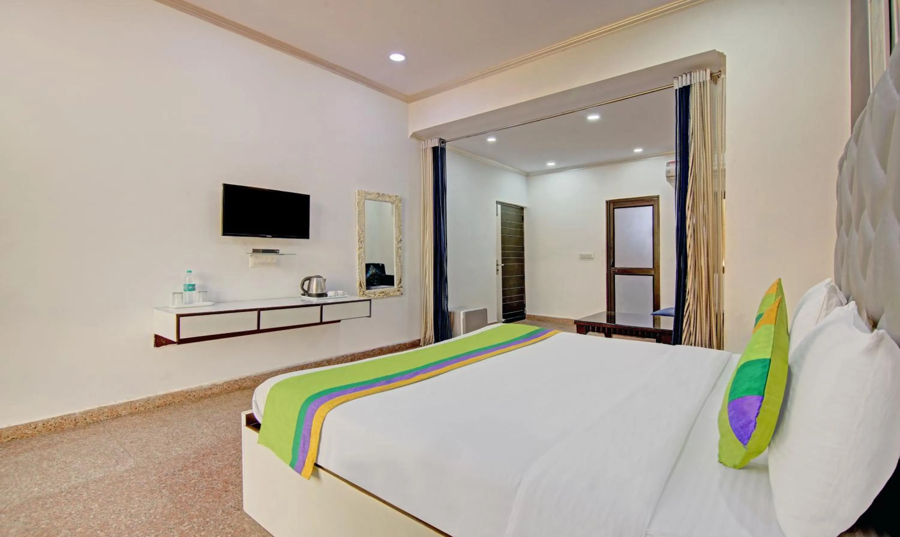 Bedroom, Bed in Itsy Hotels Vizima