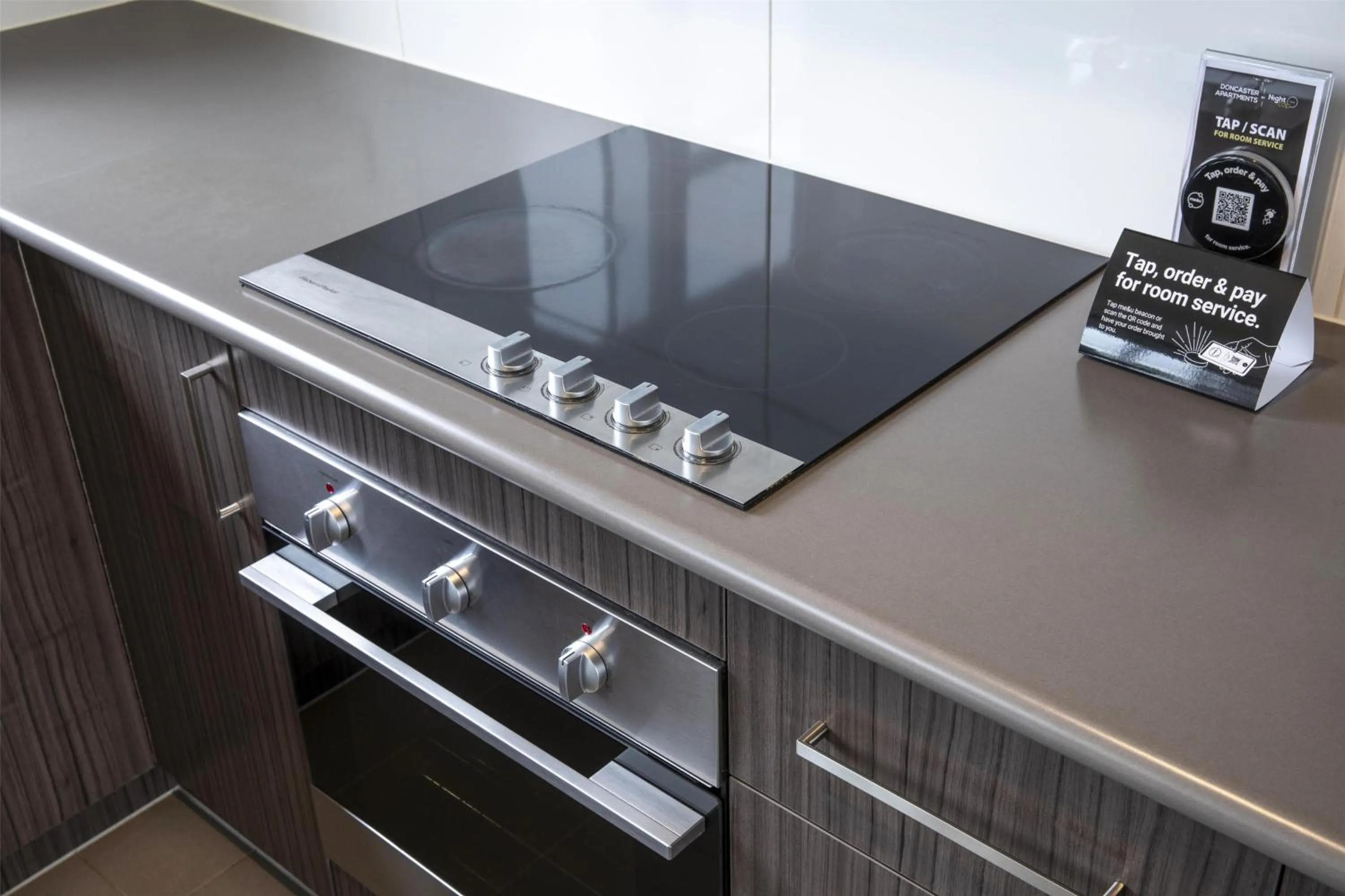 Photo of the whole room in Nightelier Doncaster