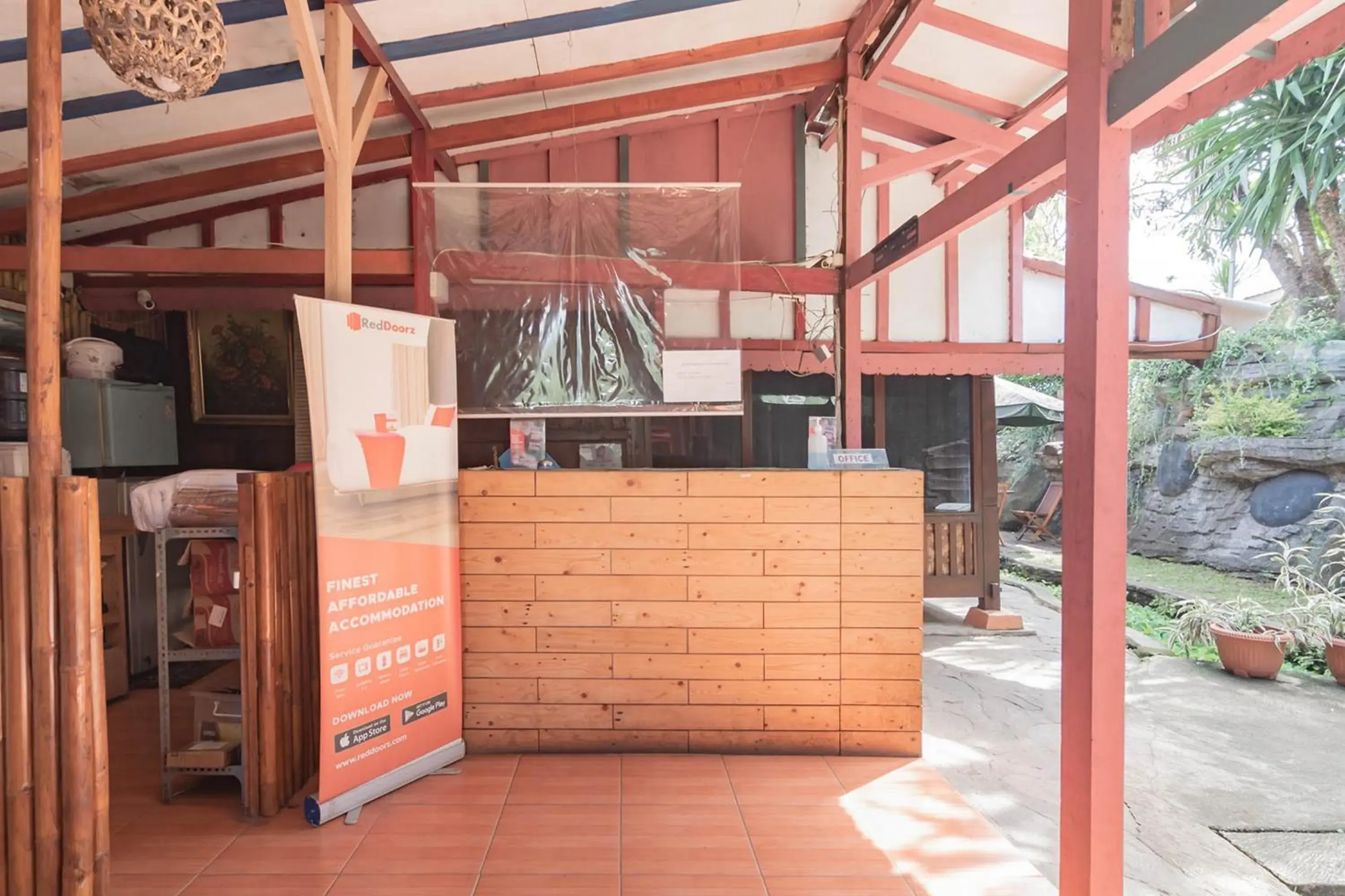 Lobby or reception in RedDoorz near Farmhouse Lembang Lobby or reception in RedDoorz near Farmhouse Lembang