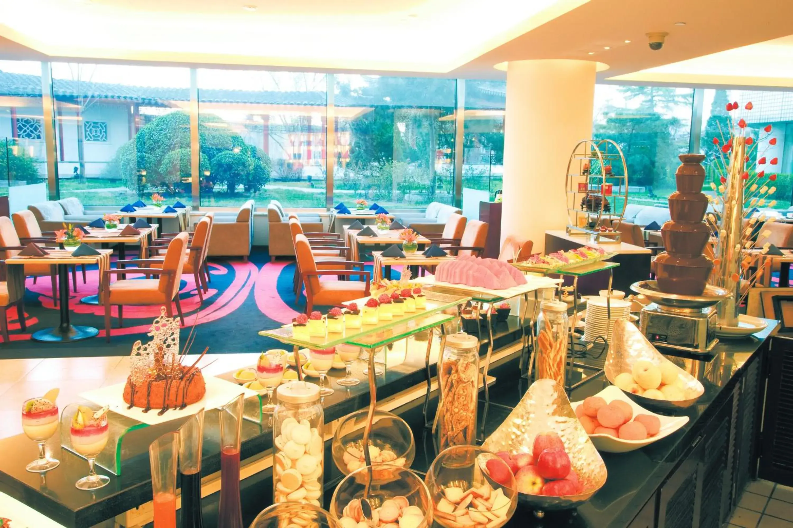 Restaurant/places to eat in Beijing Landmark Towers Restaurant/places to eat in Beijing Landmark Towers