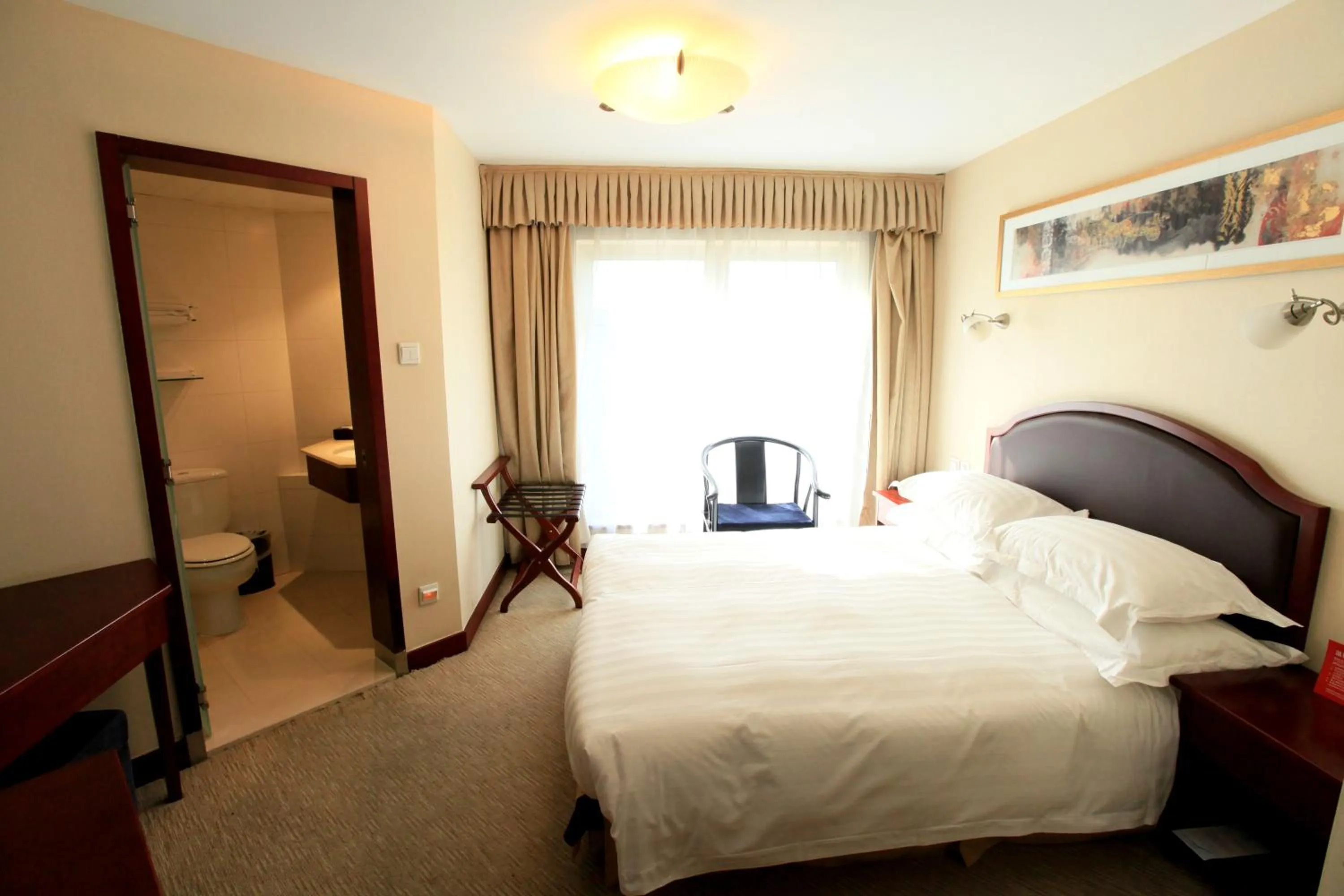 Bed in Beijing Landmark Towers