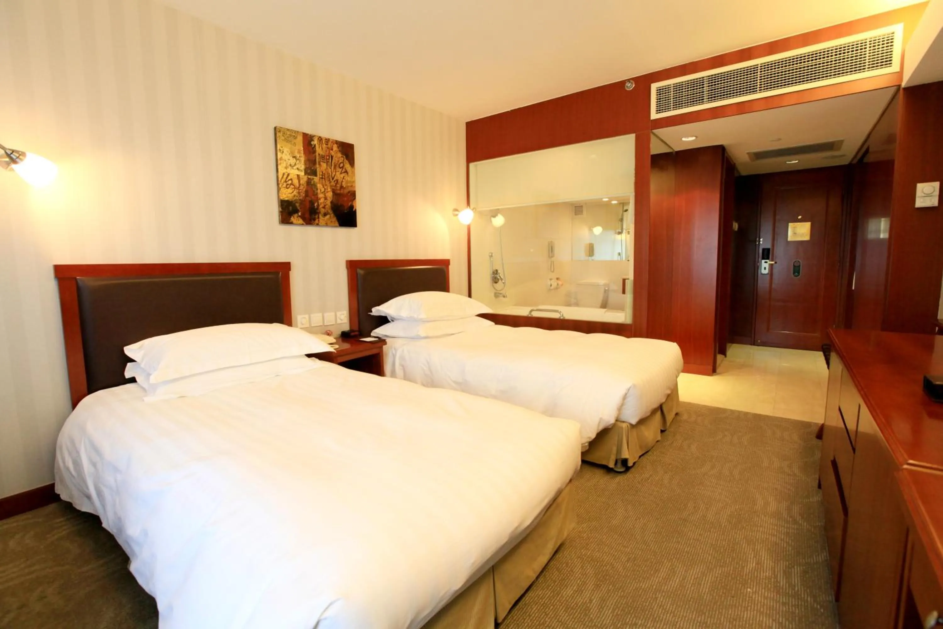 Bed in Beijing Landmark Towers