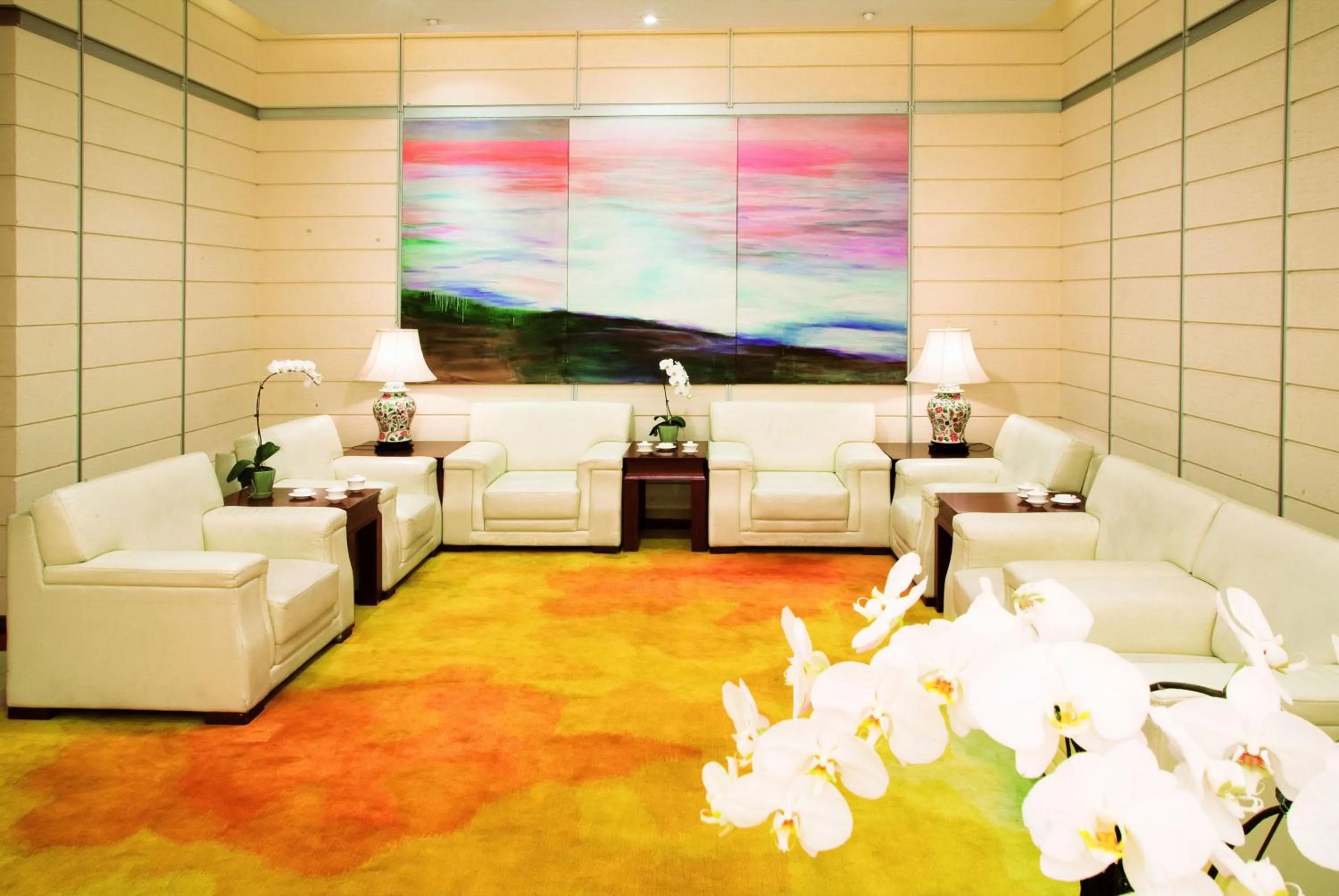 Business facilities in Beijing Landmark Towers