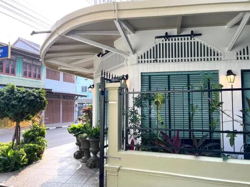 Rimklong boutique hotel trad