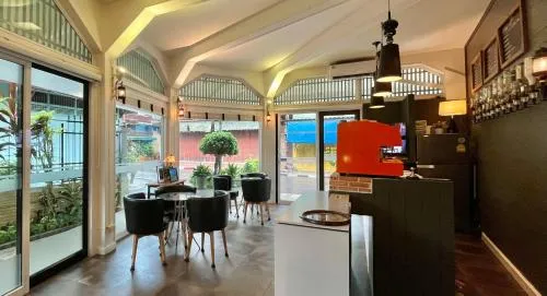 Rimklong boutique hotel trad