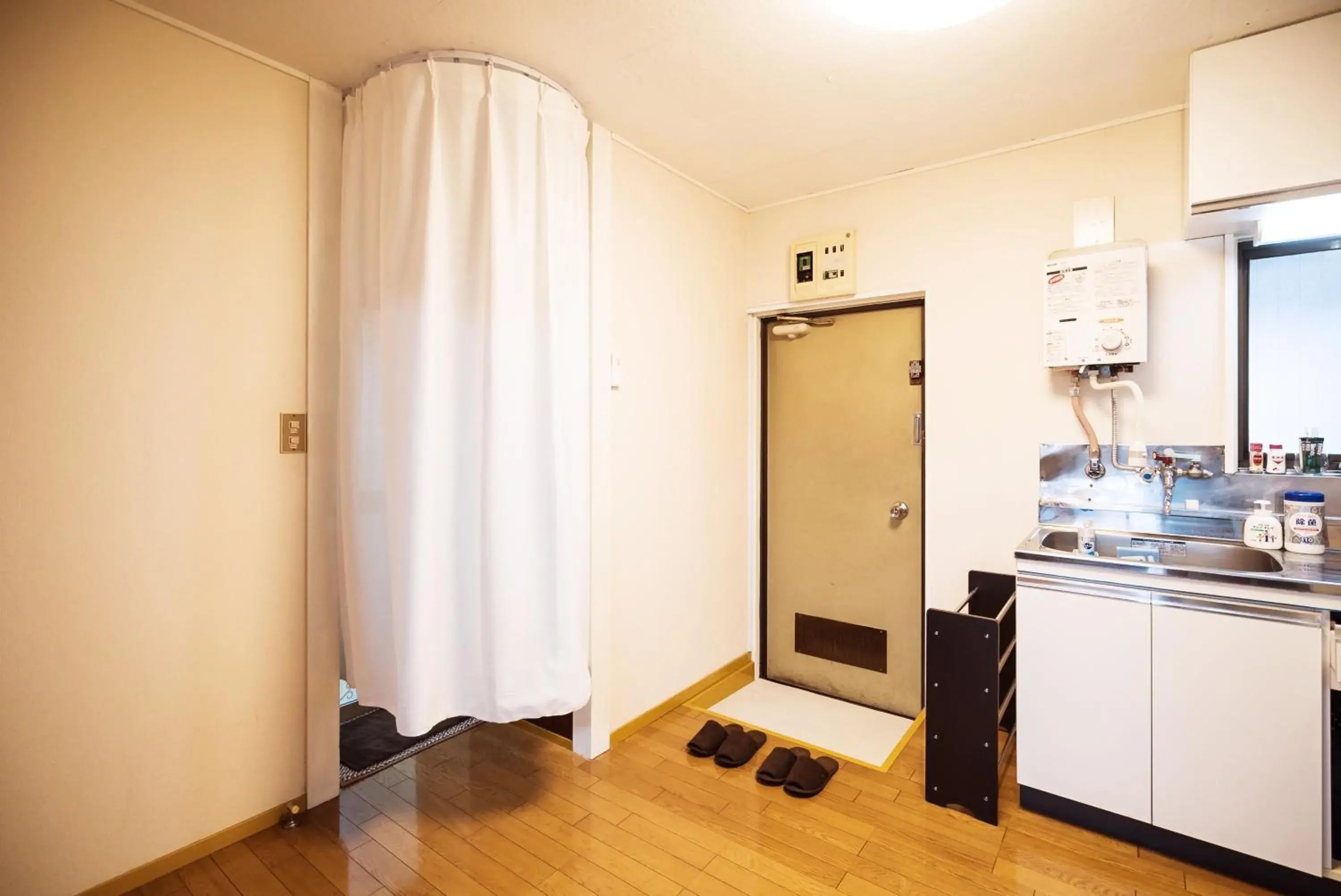 Photo of the whole room in Murata Corpo 305 Photo of the whole room in Murata Corpo 305