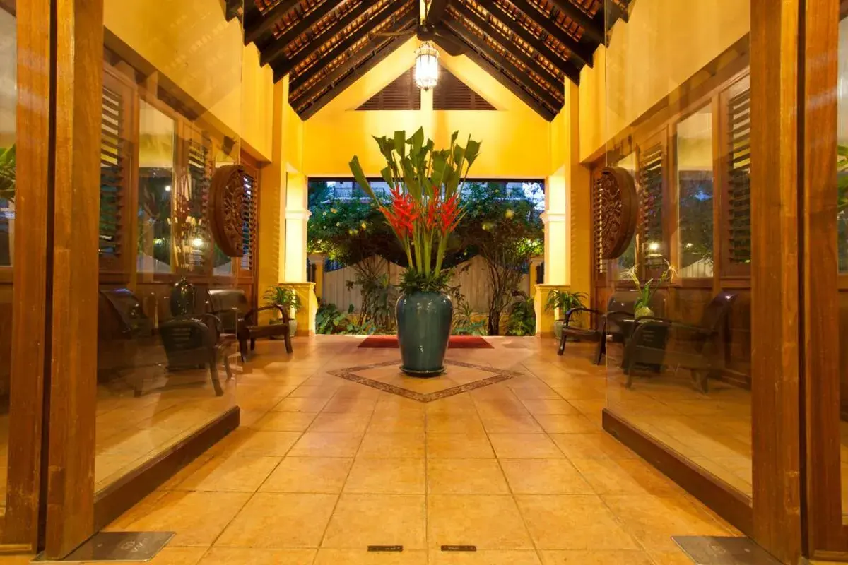 Property building in Grand Residence Property building in Grand Residence