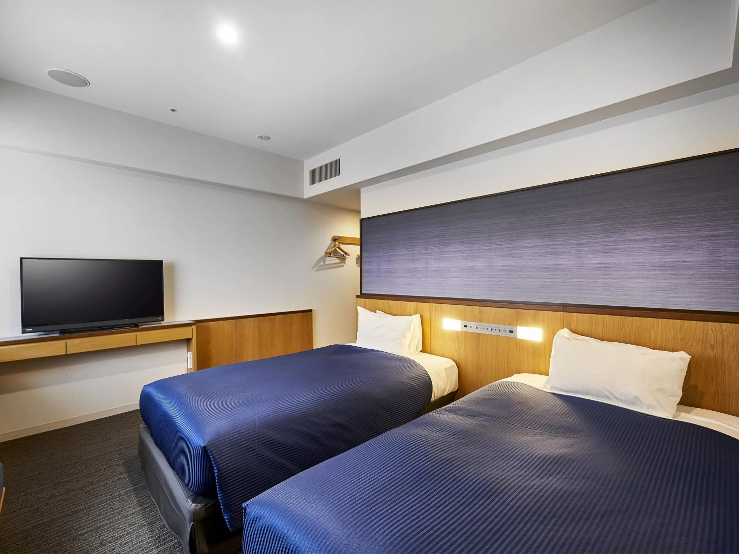 Photo of the whole room, Bed in Hotel Gracery Osaka Namba