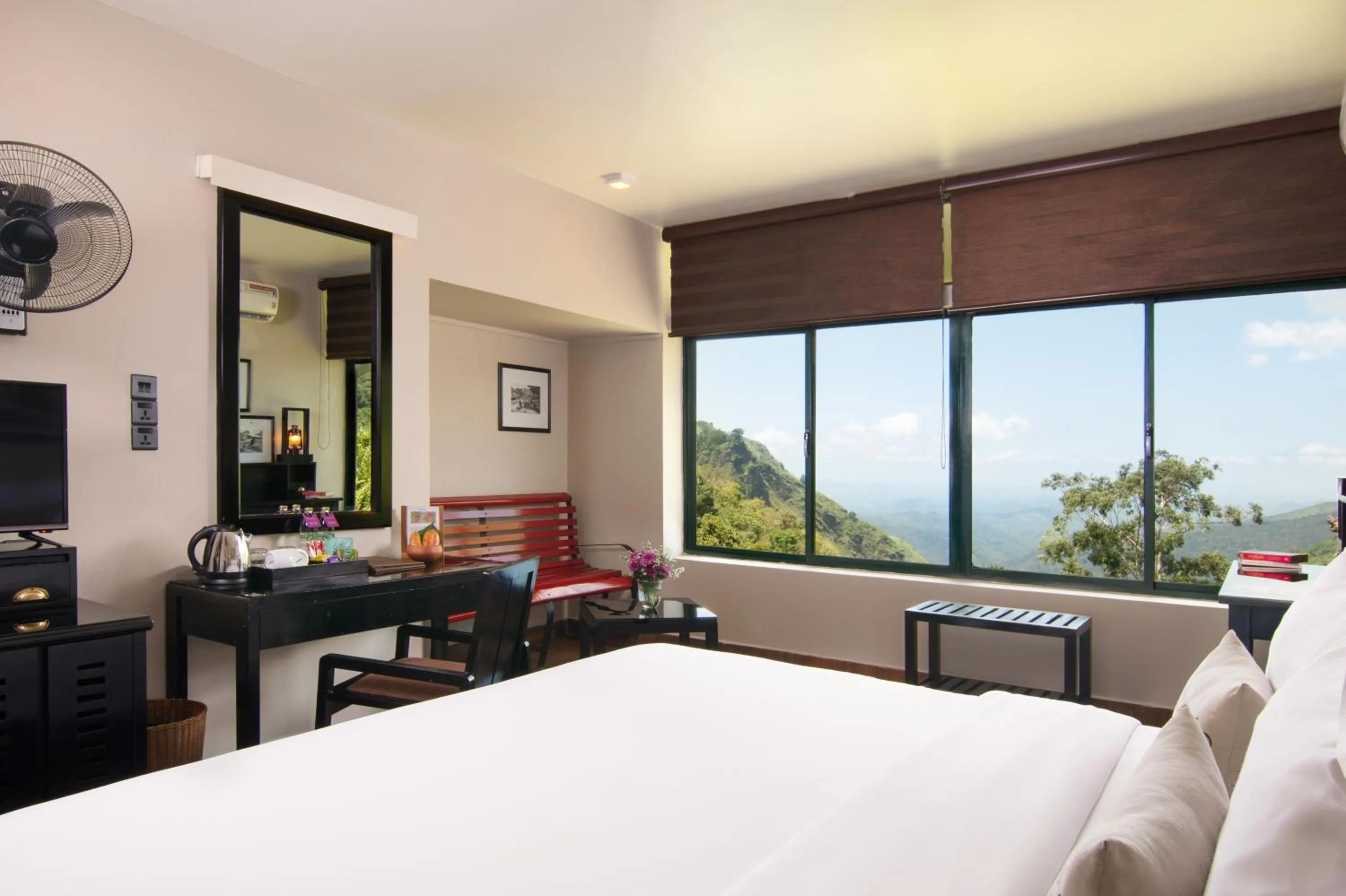 View (from property/room), Bed in EKHO Ella - A Divine View of Ella Gap