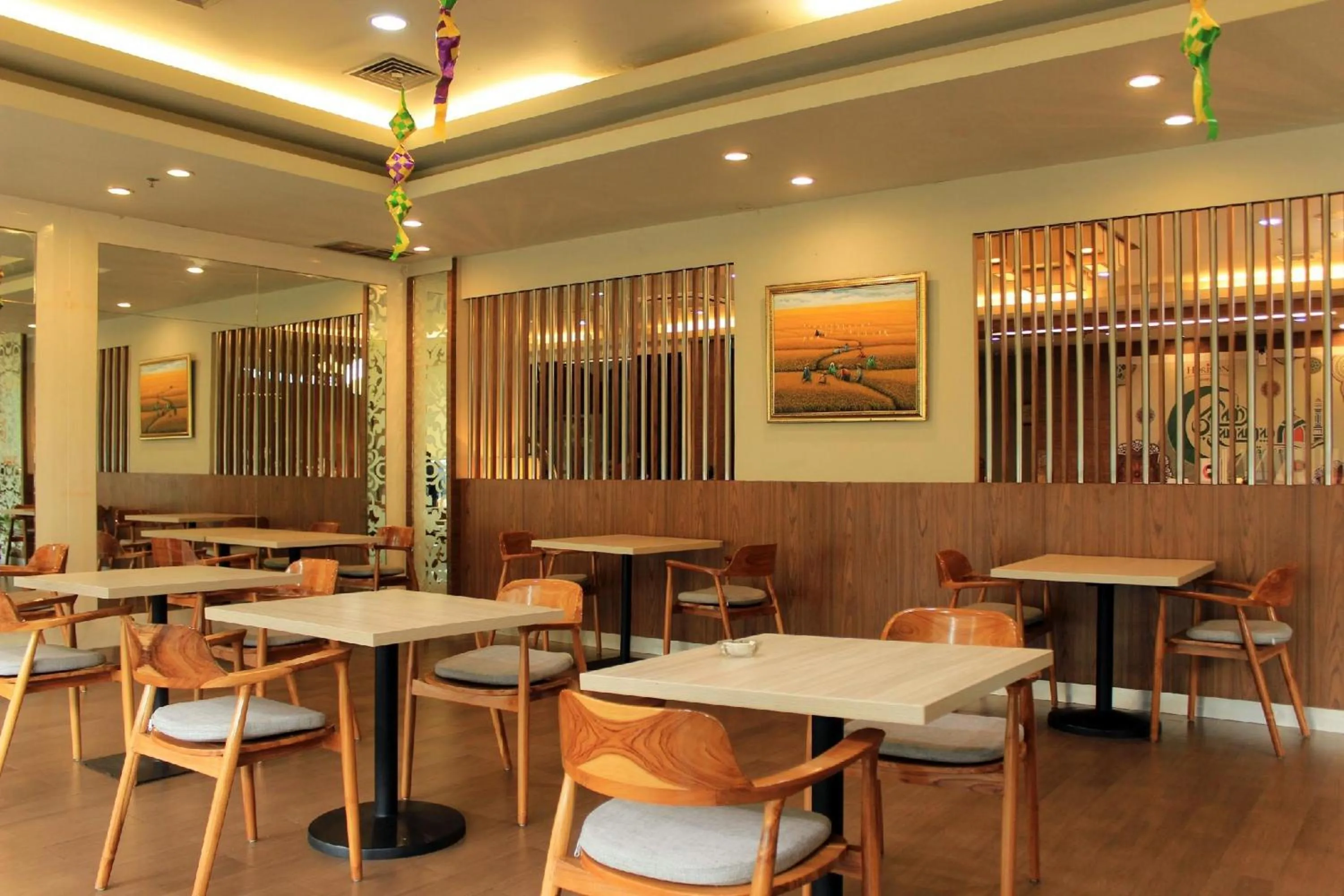 Restaurant/places to eat in Swiss-Belexpress Jayapura