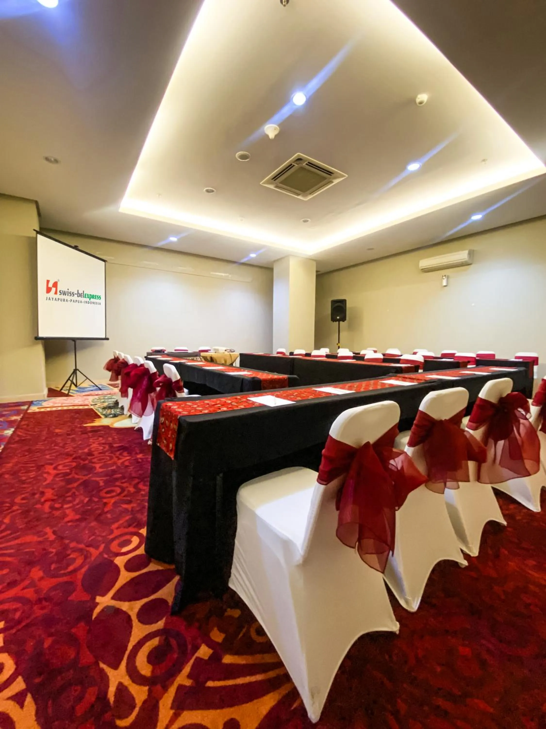 Meeting/conference room in Swiss-Belexpress Jayapura