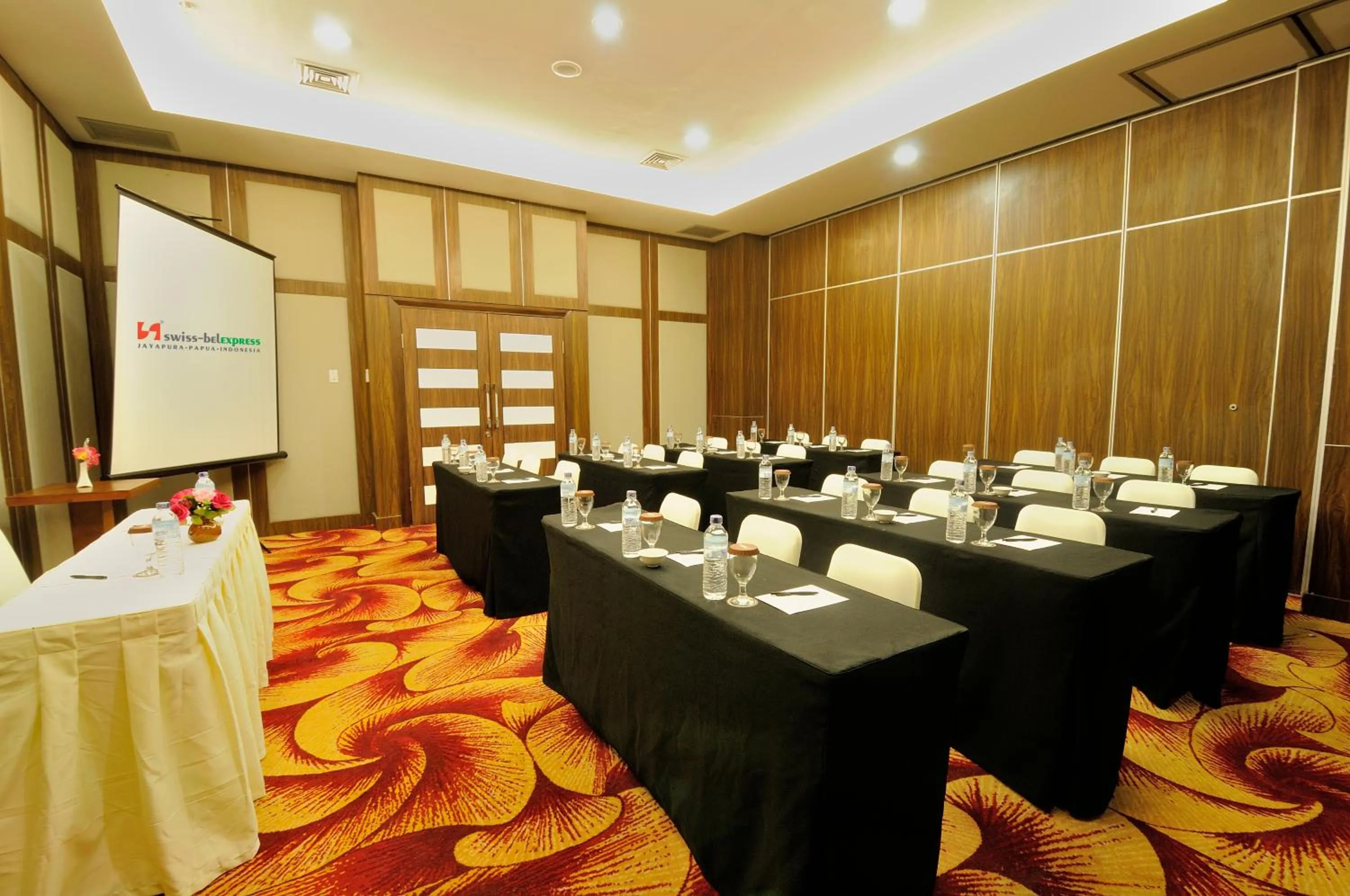 Meeting/conference room in Swiss-Belexpress Jayapura