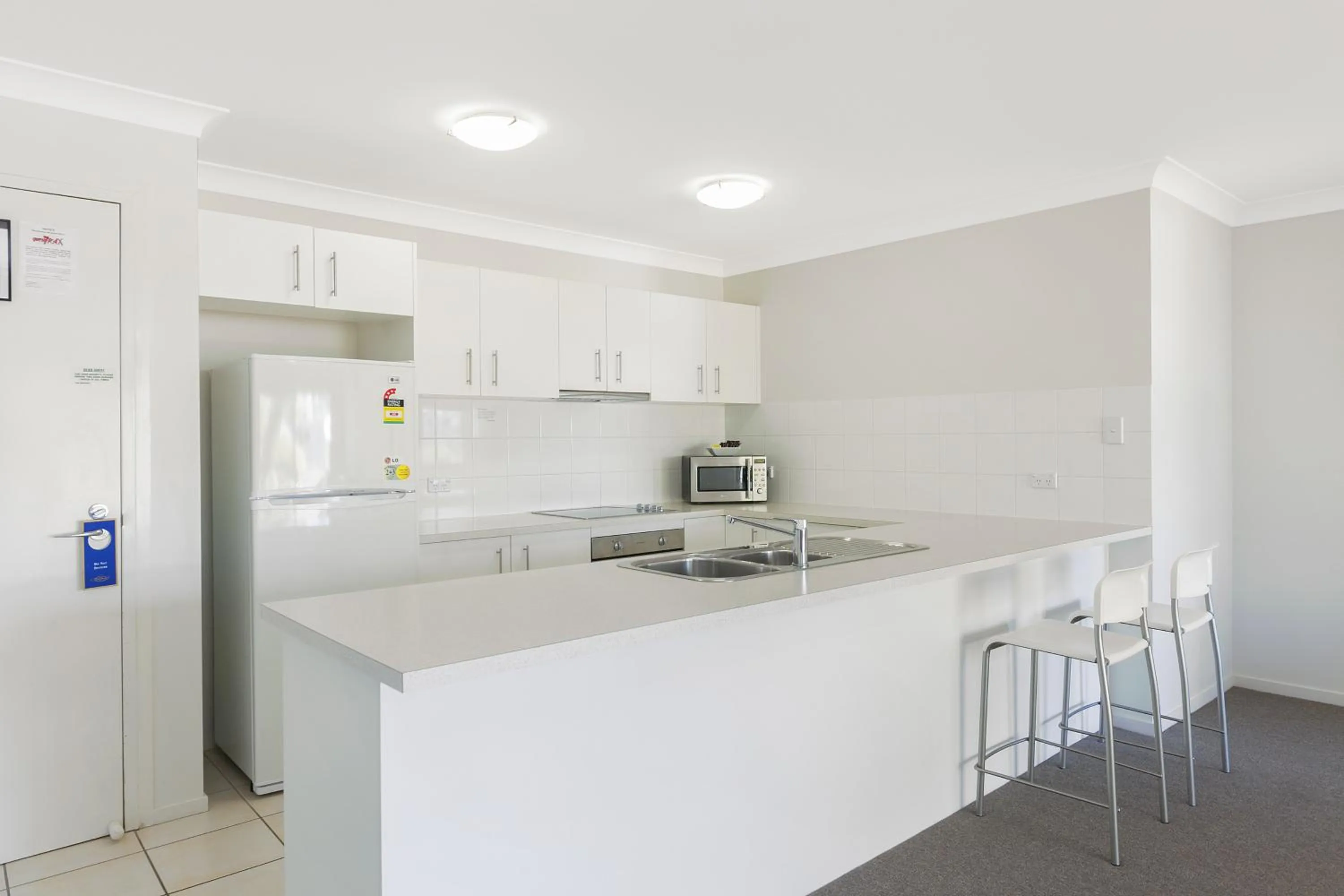 Kitchen or kitchenette in Parkview Apartments