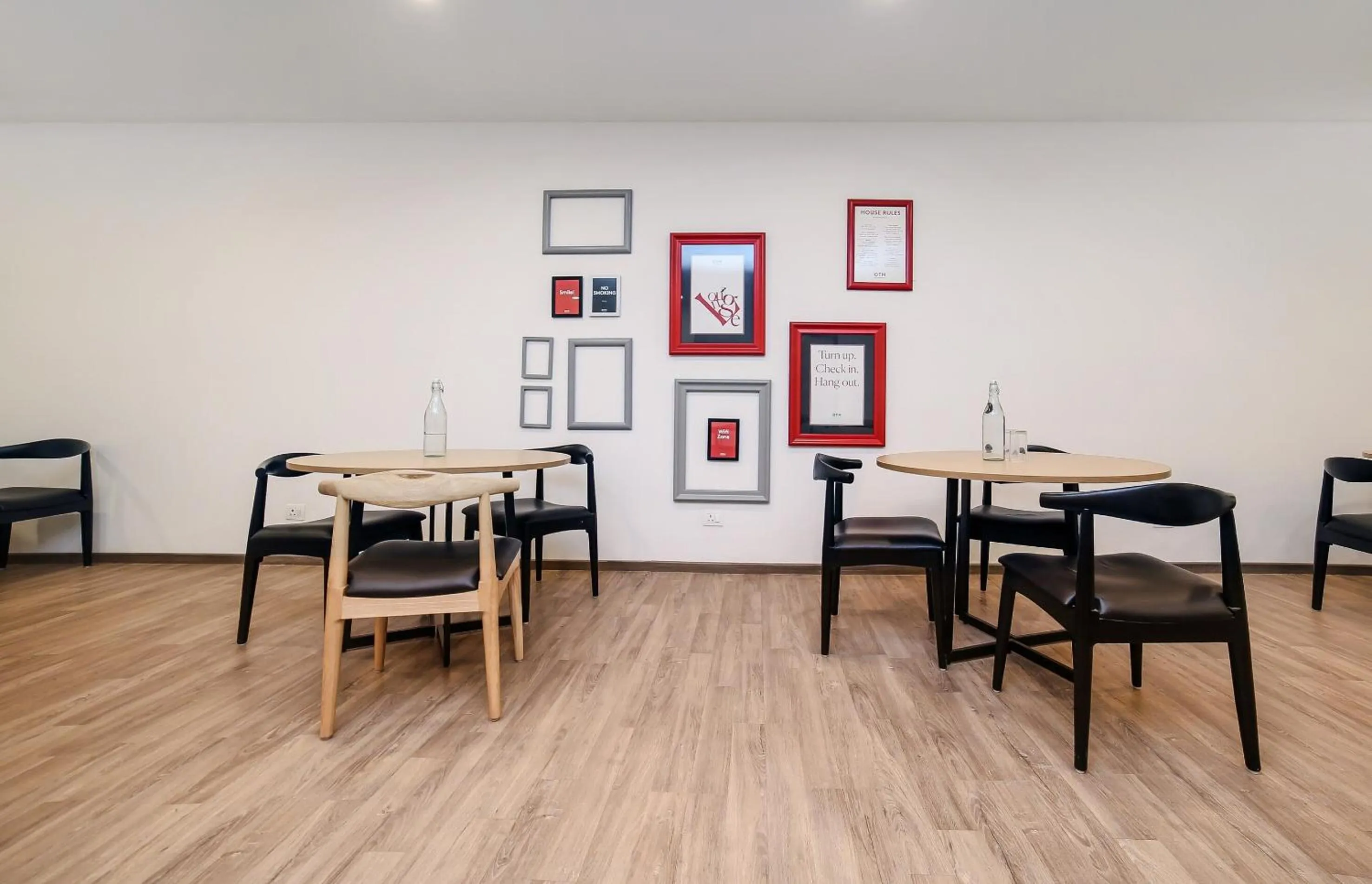 Restaurant/places to eat in Townhouse Chattarpur Opp. Tivoli Garden Near Chhatarpur Metro Station