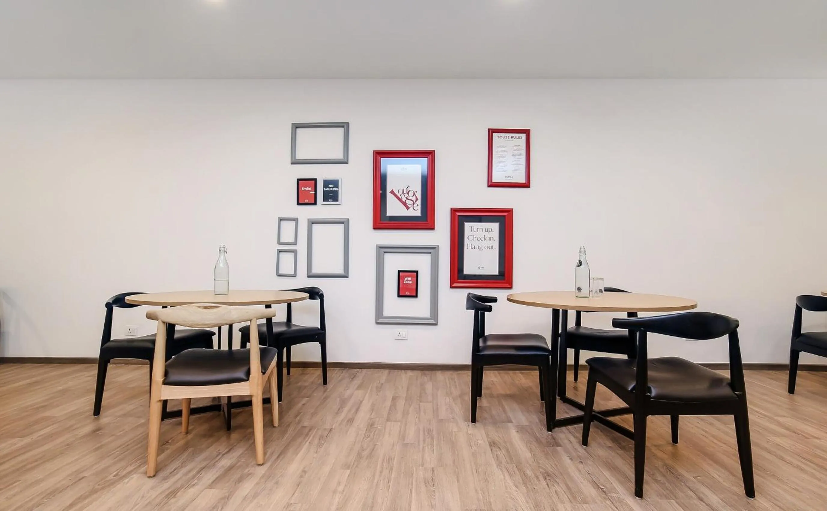 Restaurant/places to eat in Townhouse Chattarpur Opp. Tivoli Garden Near Chhatarpur Metro Station