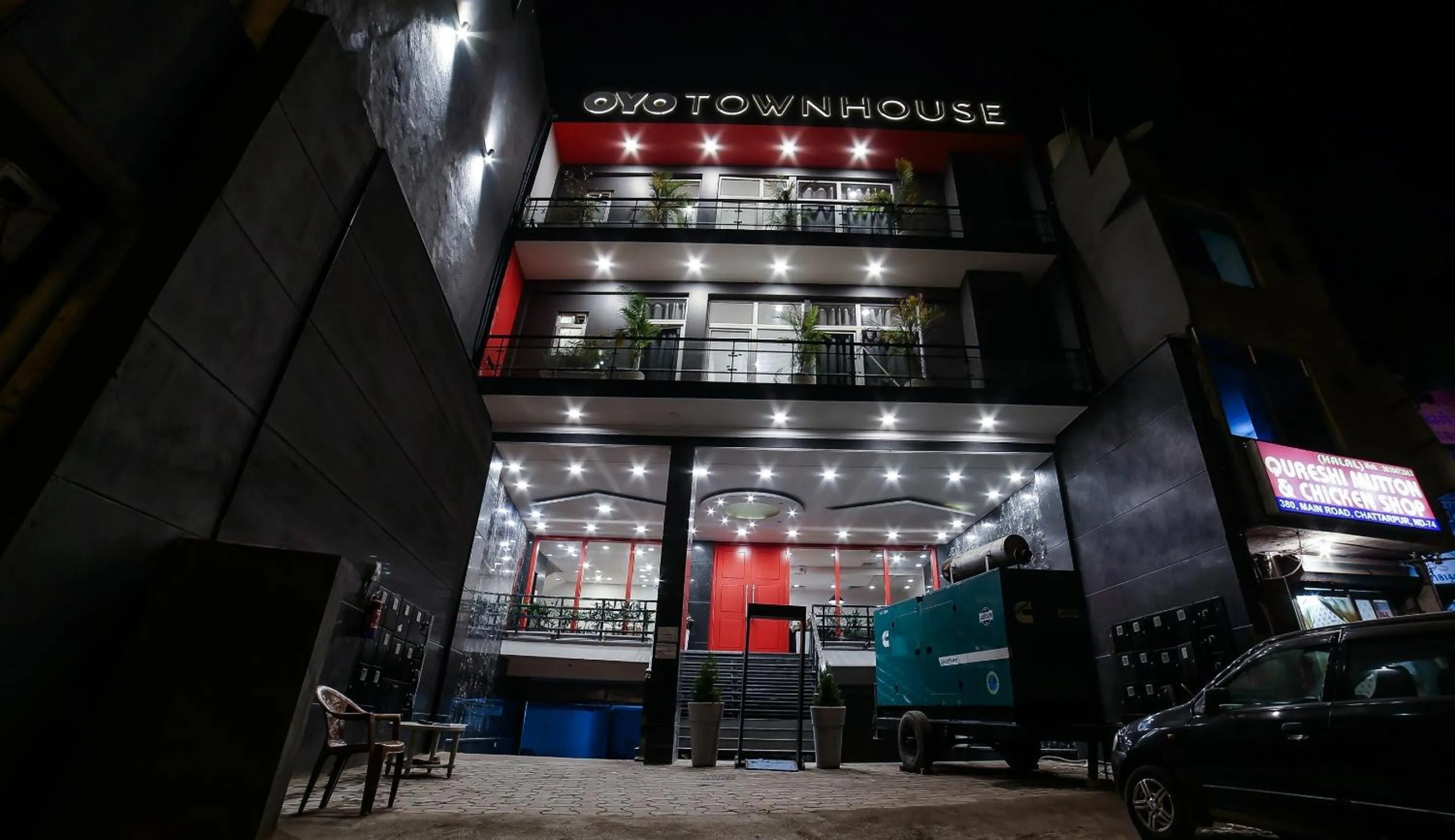 Facade/entrance in Townhouse Chattarpur Opp. Tivoli Garden Near Chhatarpur Metro Station