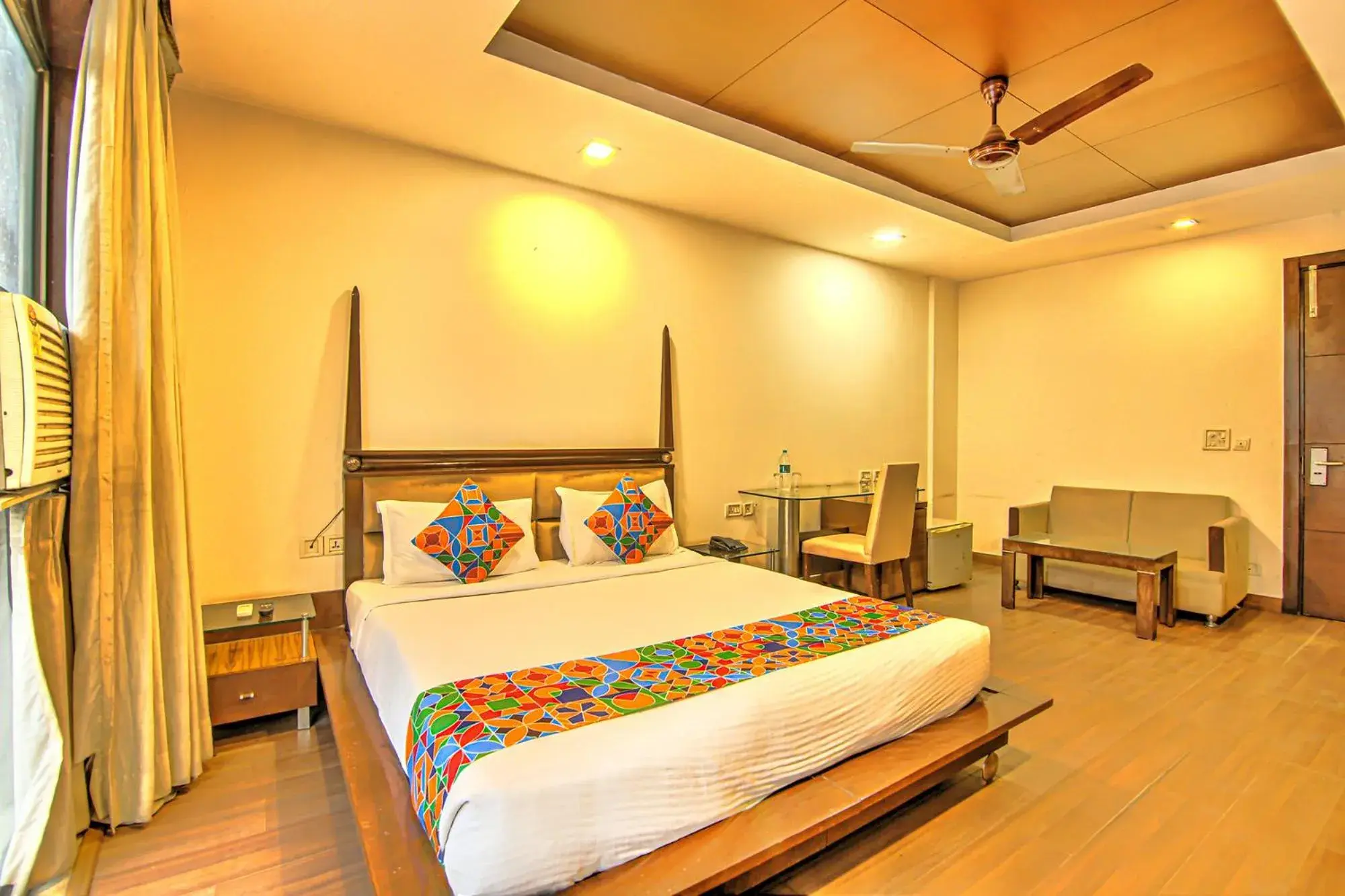 Bed in FabExpress Le Grand Bed in FabExpress Le Grand