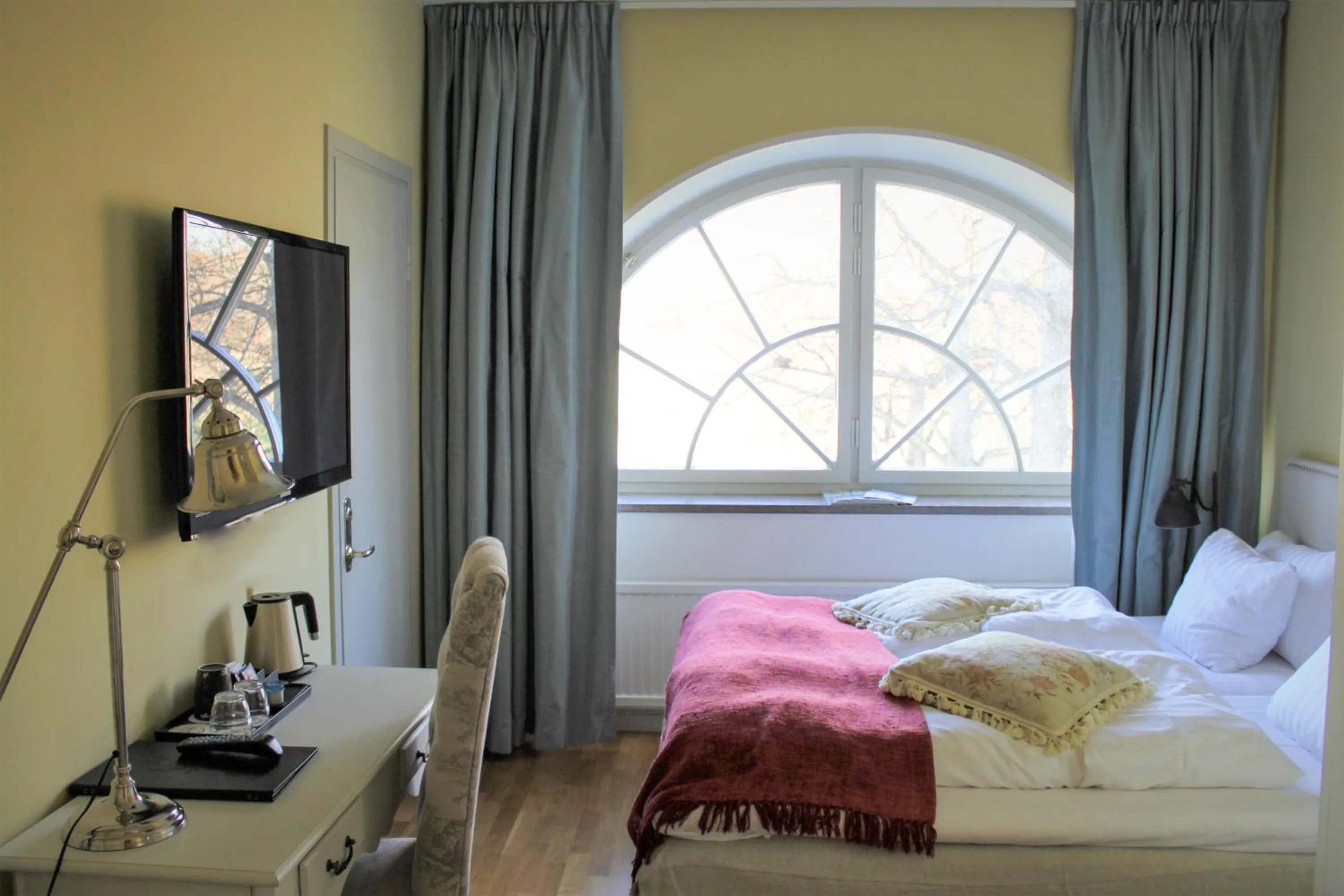 Bed in Rosersbergs Slottshotell