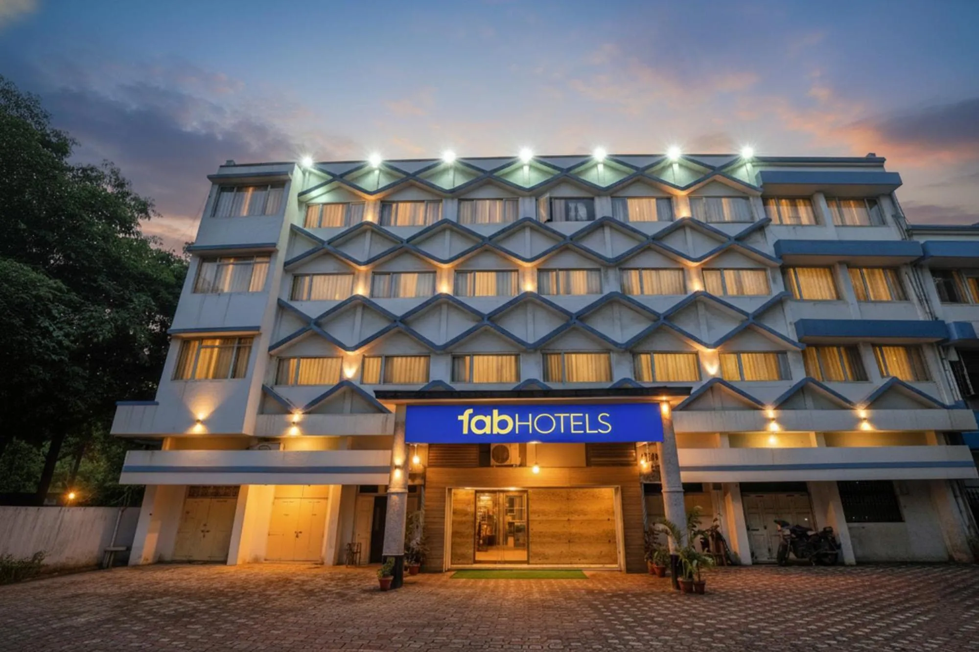 Property building in FabHotel Neelkamal - Chembur