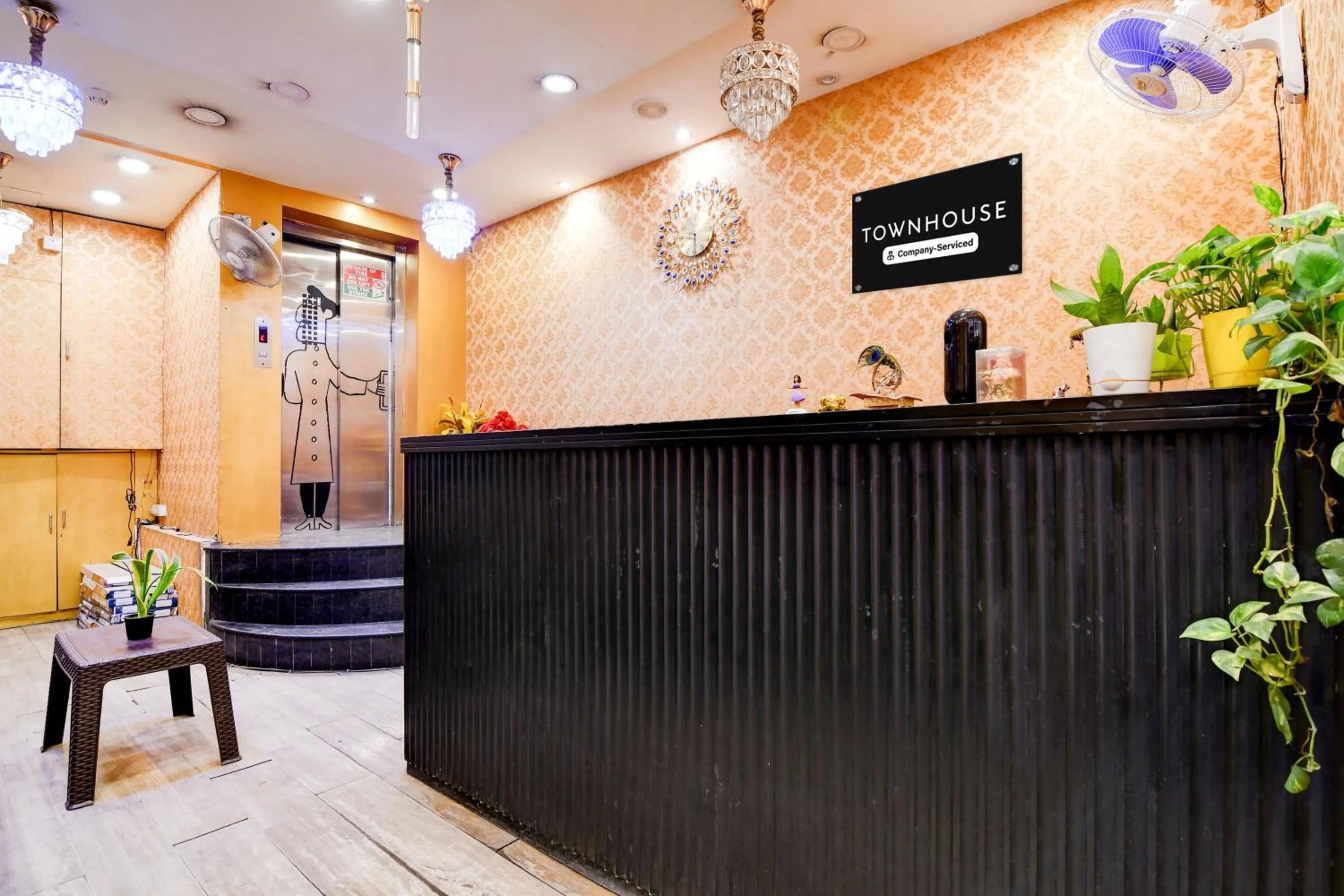 Lobby or reception in Super Townhouse Science City Formerly Hotel Mannat International