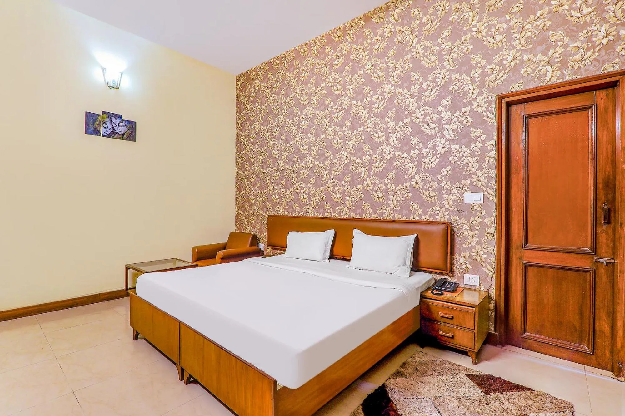 Bed in Hotel Executive