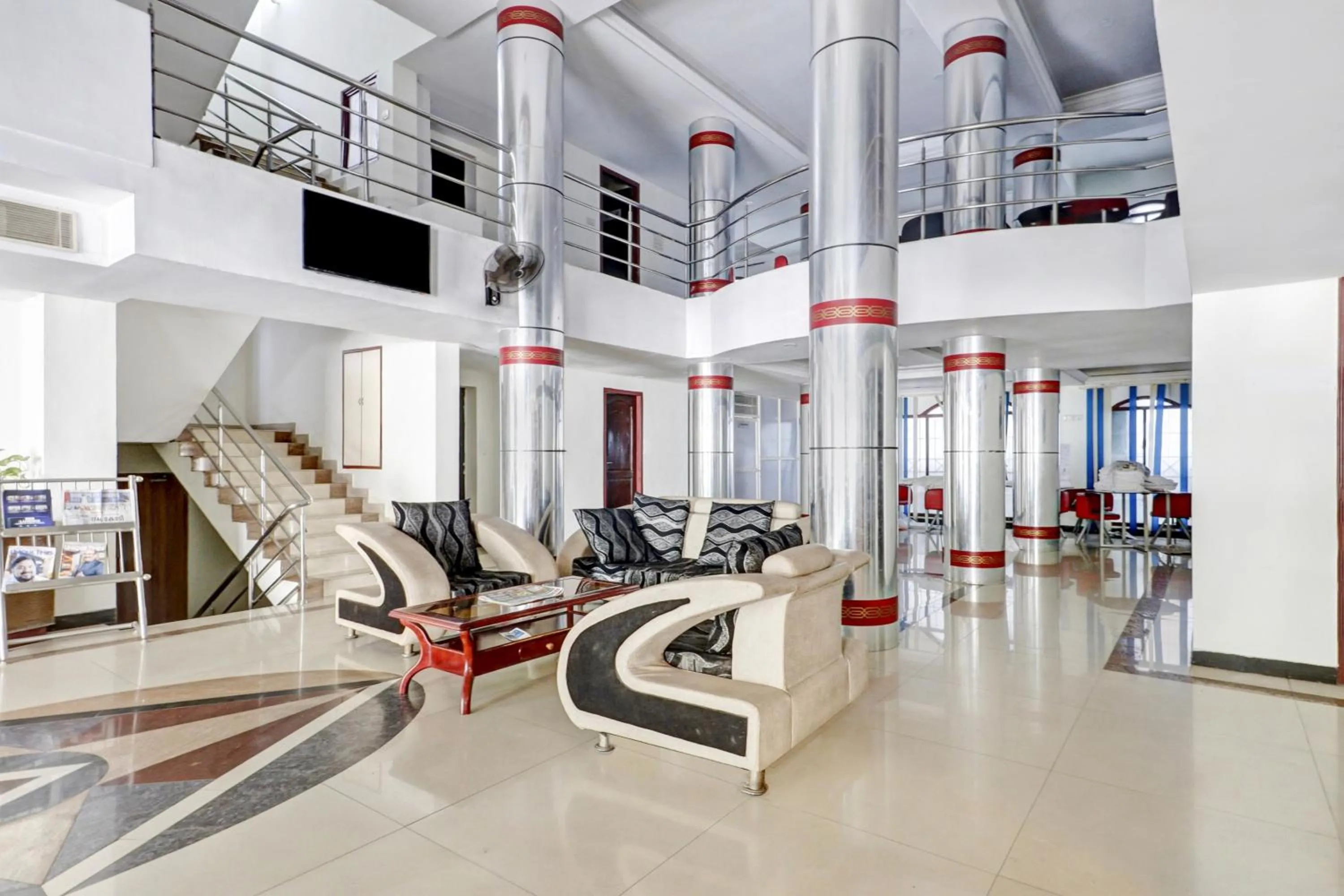 Lobby or reception in Collection O M G Road