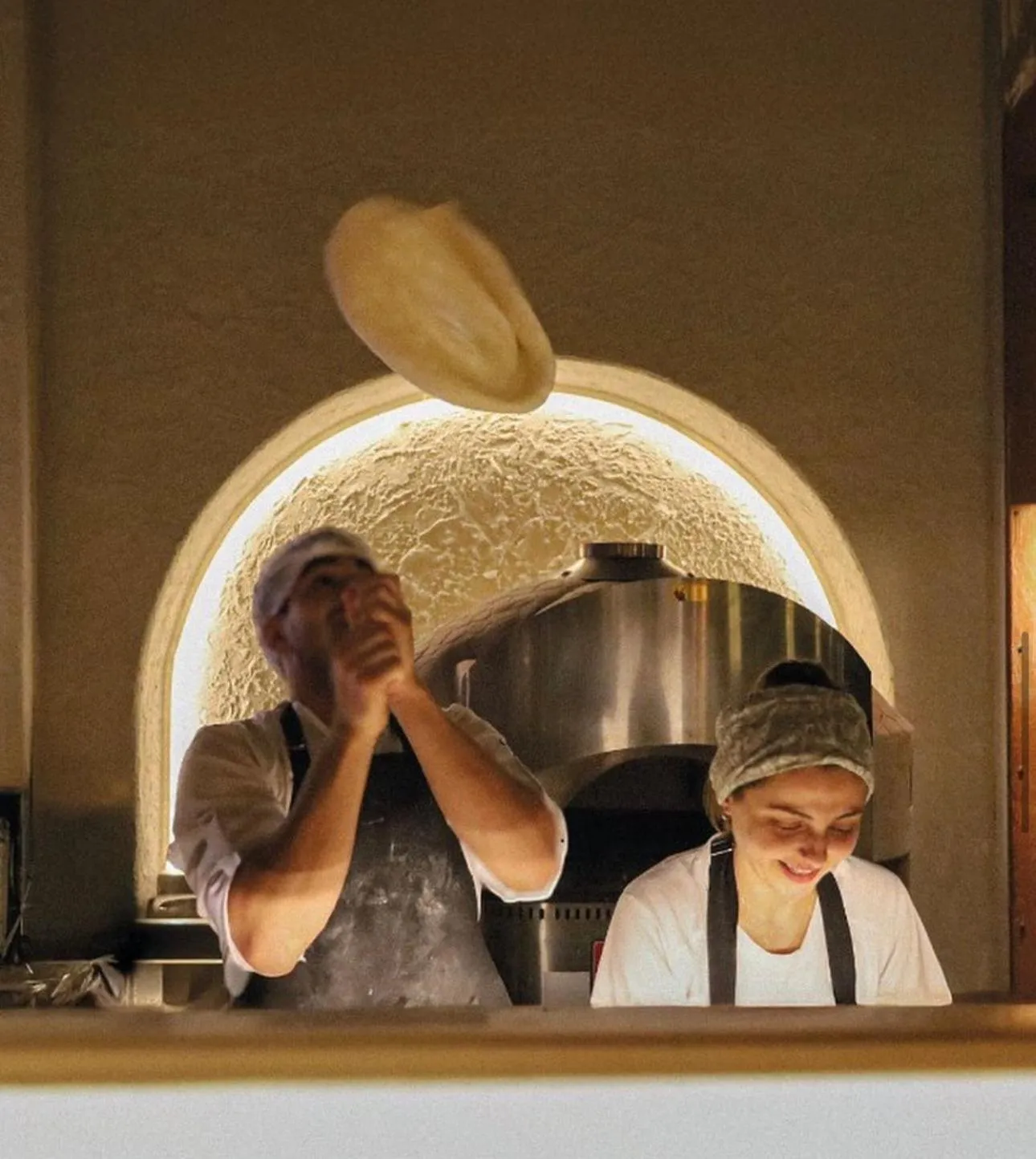 Restaurant/places to eat in Sundance Suites Hotel