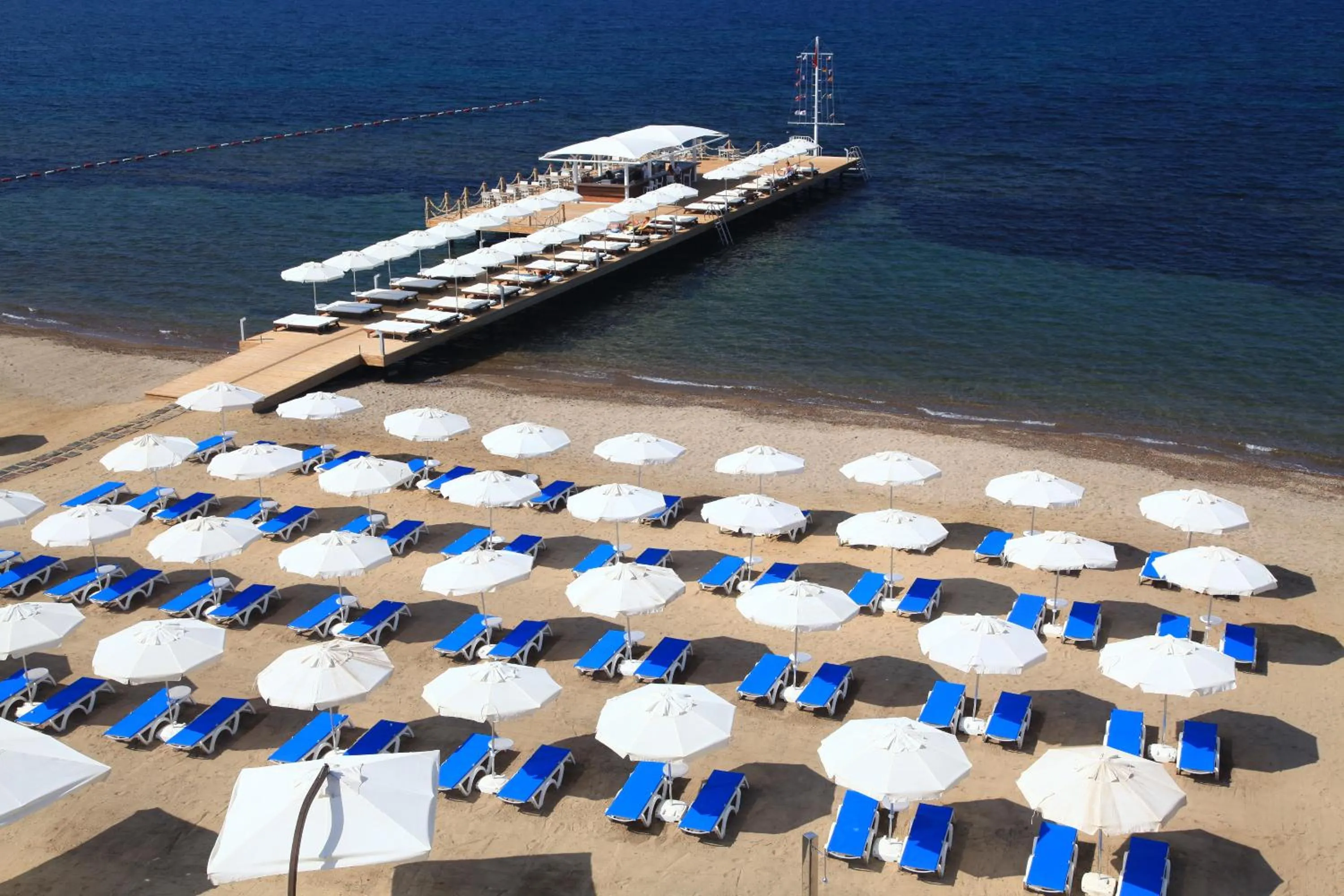 Natural landscape in Sundance Suites Hotel