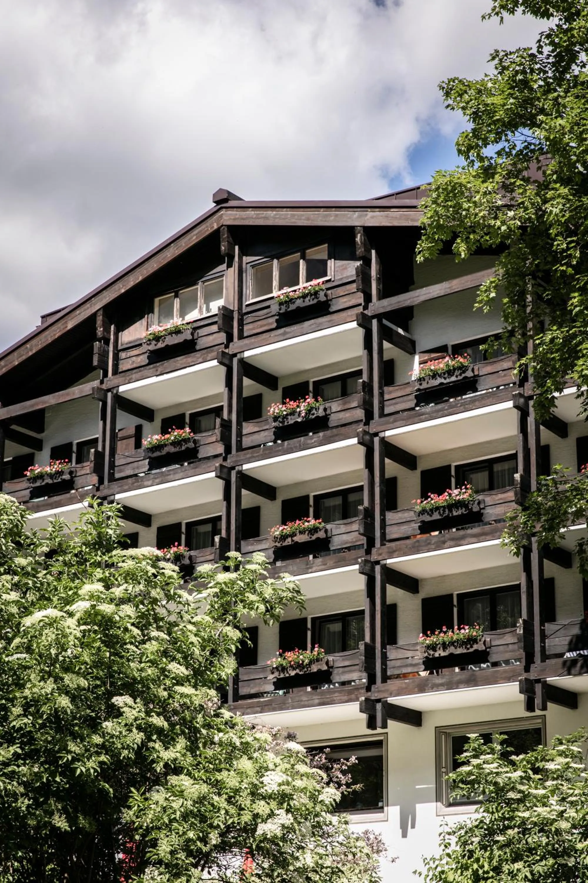 Facade/entrance in Alpenlodge - Das Dorfhotel