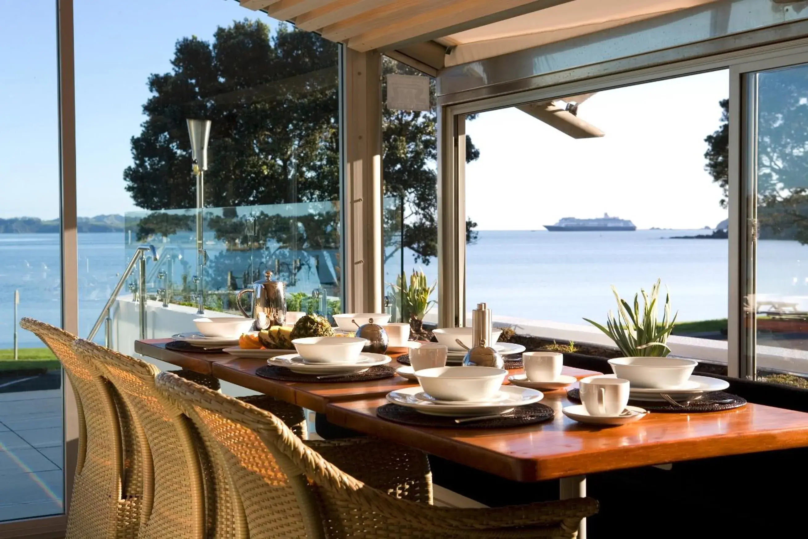 Restaurant/places to eat in Paihia Beach Resort & Spa Hotel Restaurant/places to eat in Paihia Beach Resort & Spa Hotel