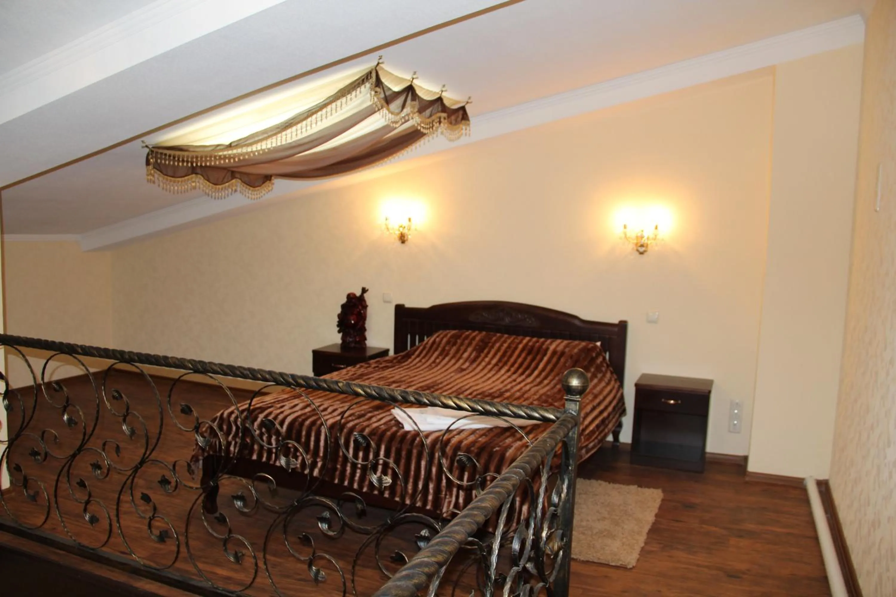 Bed in Hotel Meduza