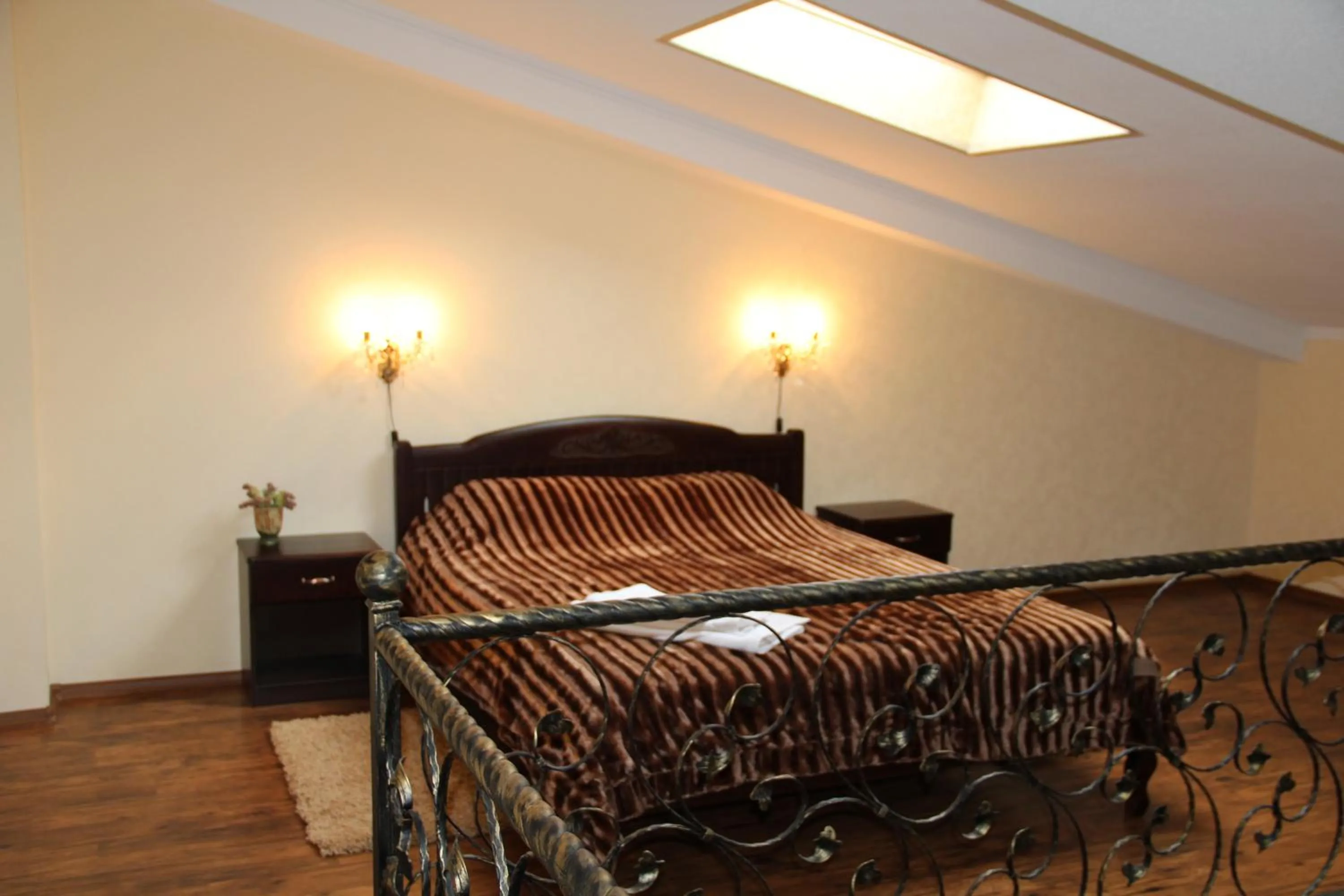Decorative detail, Bed in Hotel Meduza