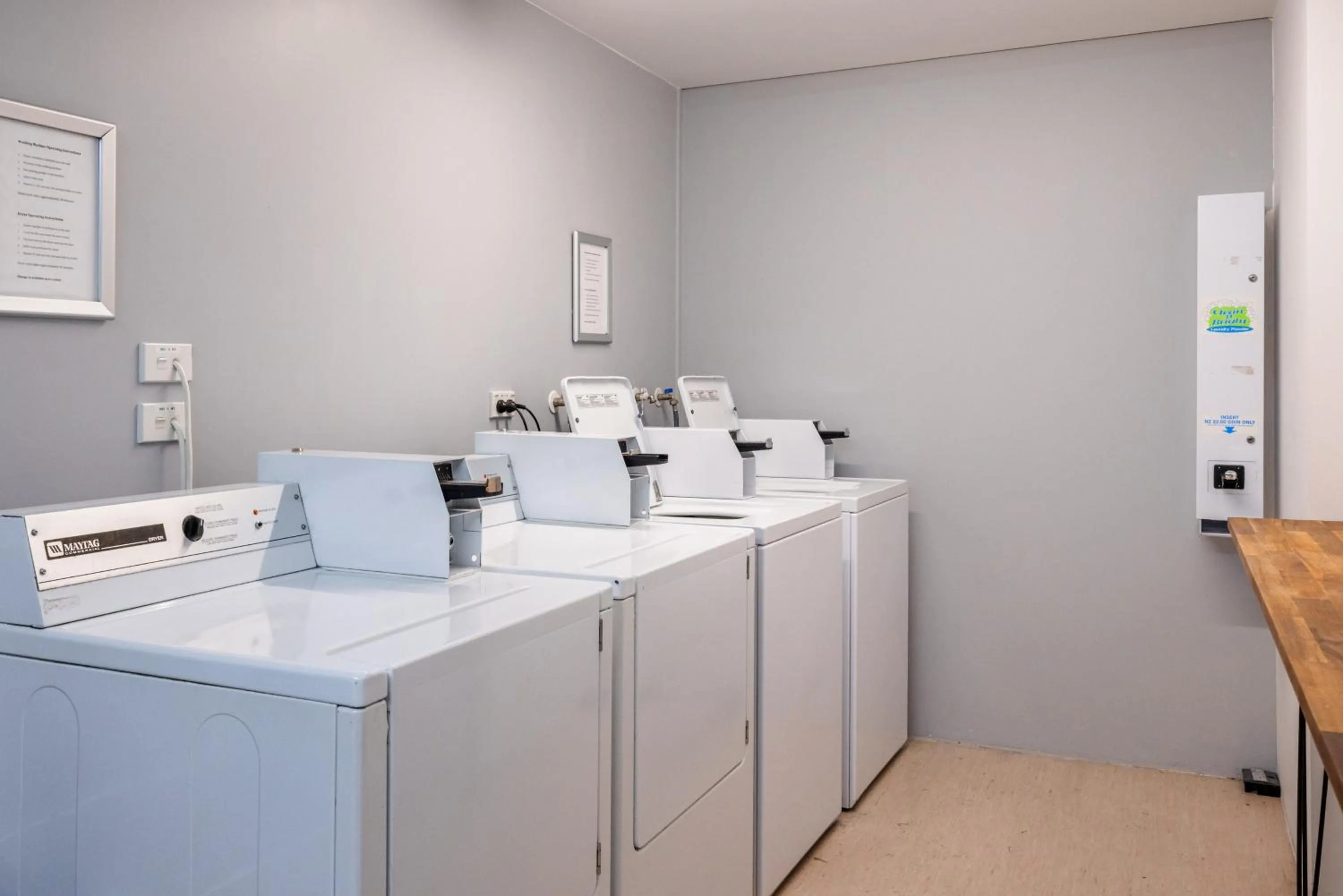 laundry in Heartland Hotel Auckland Airport